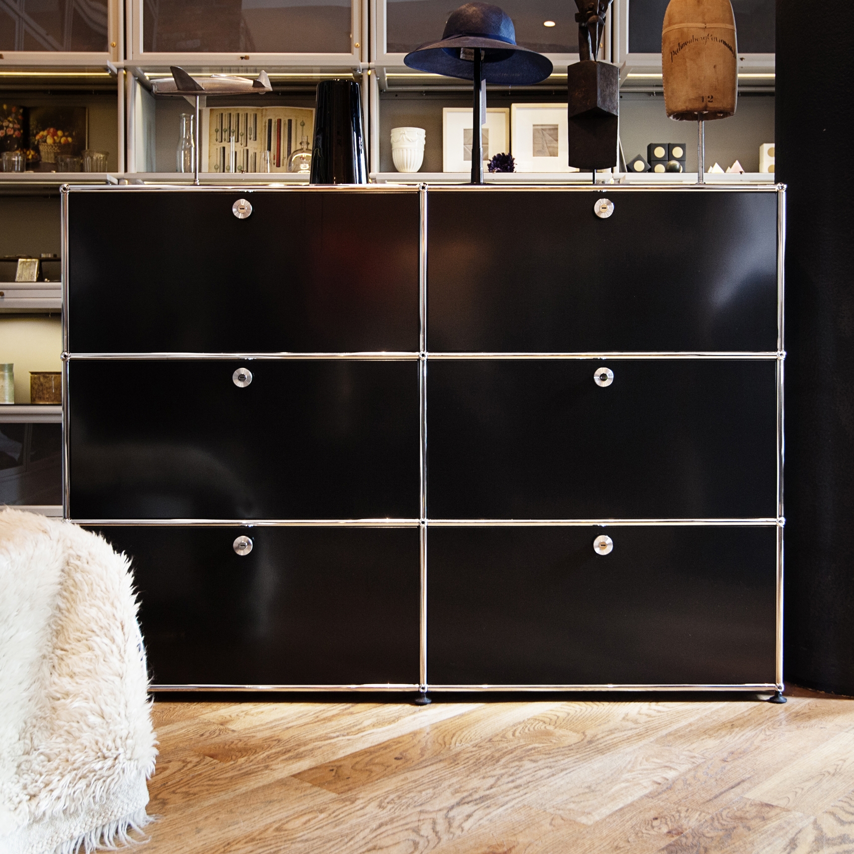 Mostrar el producto USM Haller Storage | Graphite Black del fabricante USM