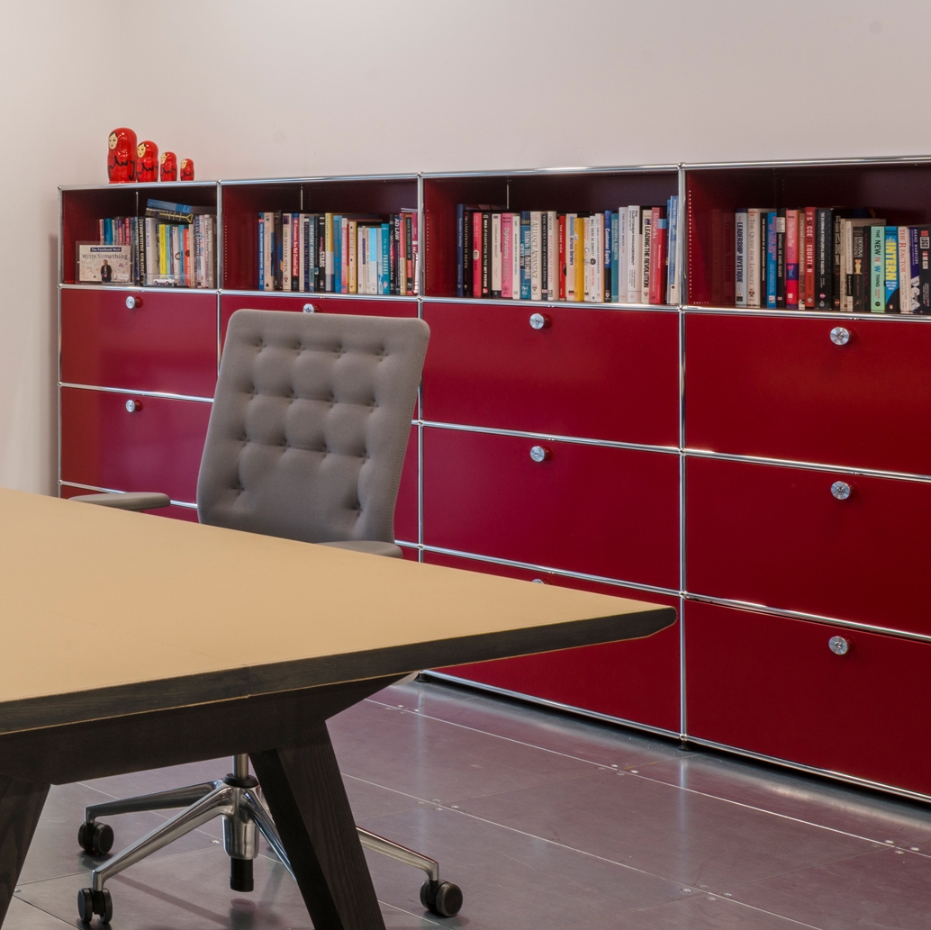 Display product USM Haller Storage | USM Ruby Red from manufacturer USM