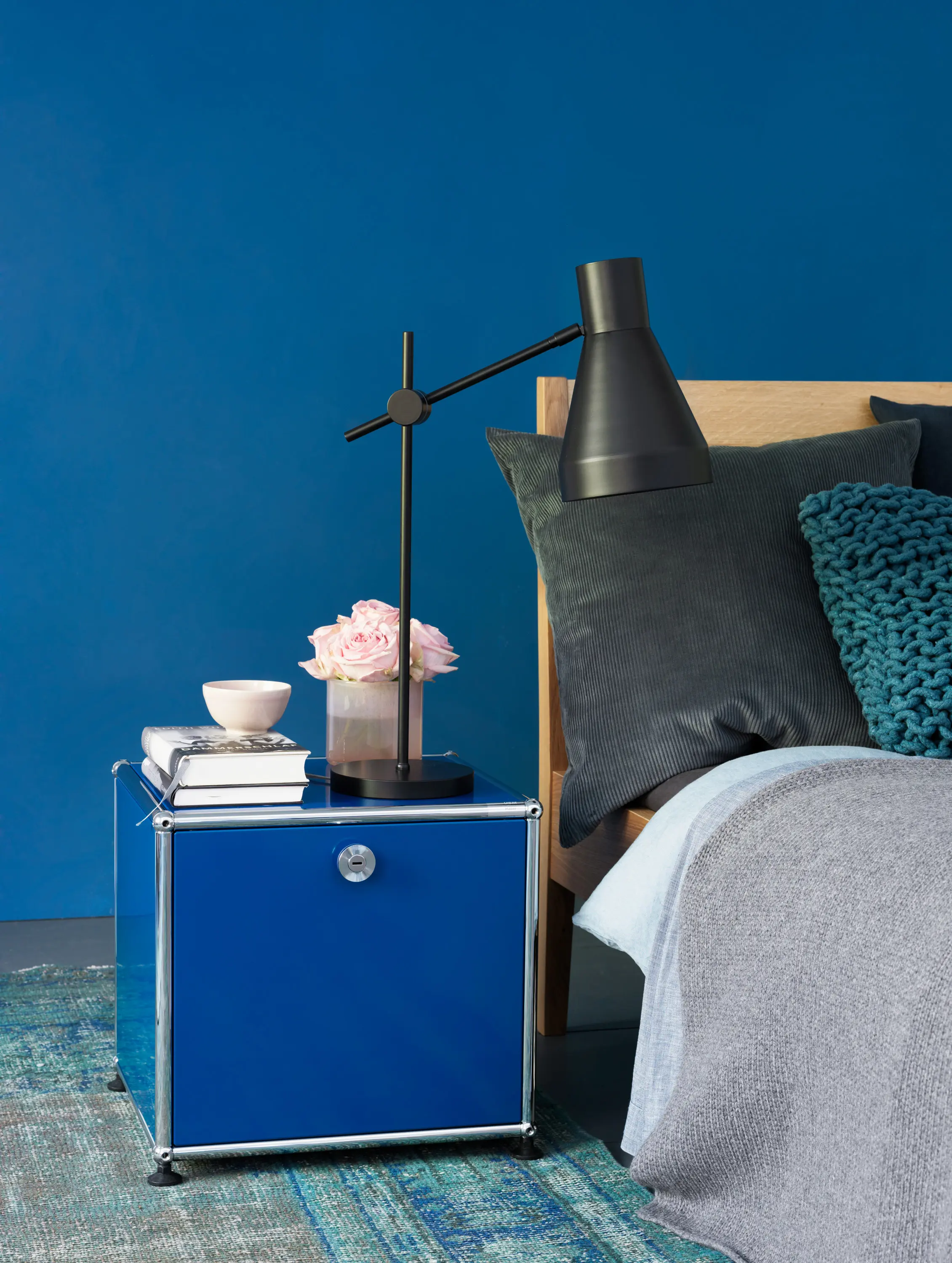 USM - USM Haller Nightstand | Gentian Blue