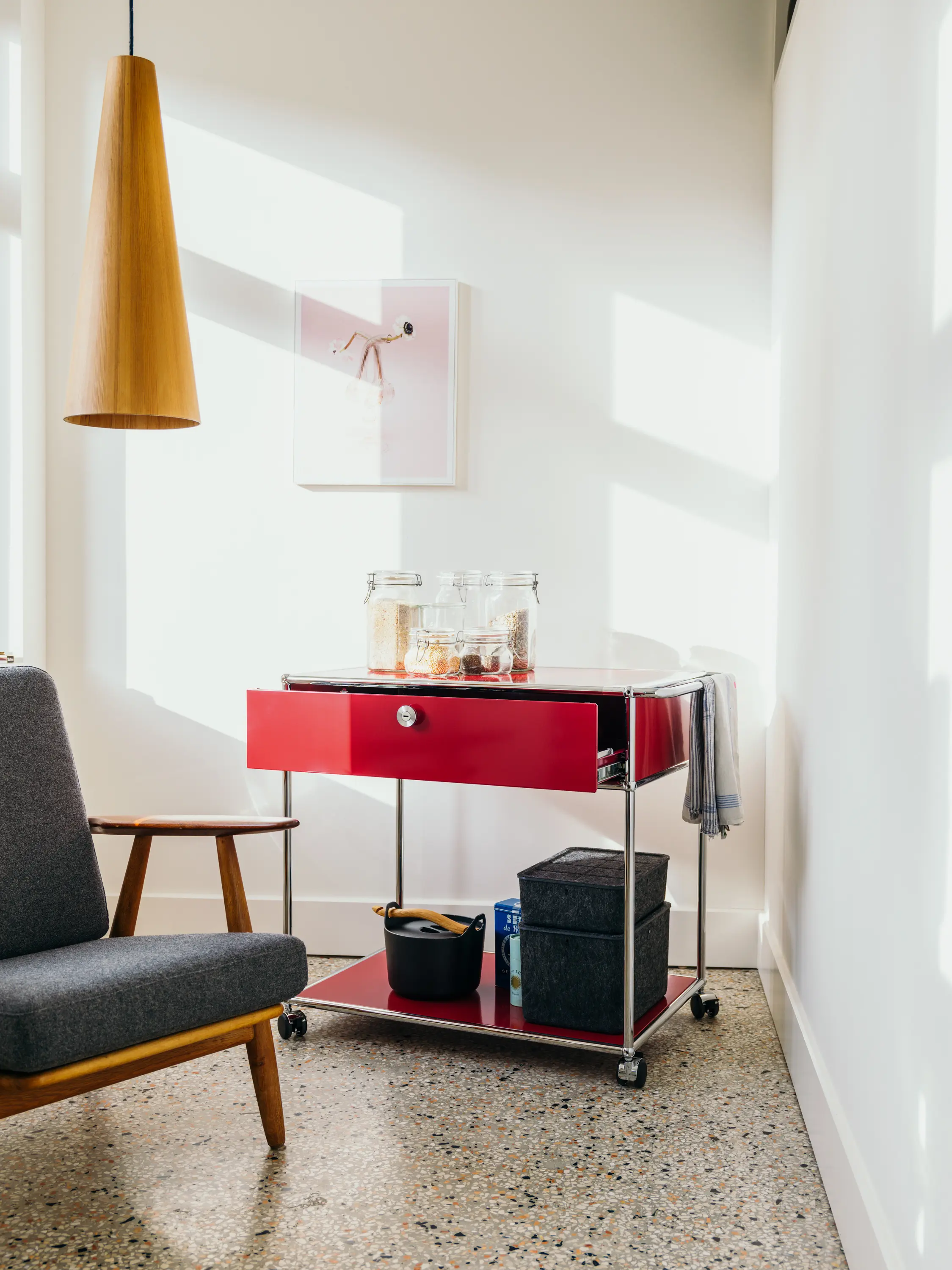USM - USM Haller Serving Cart | USM Ruby Red