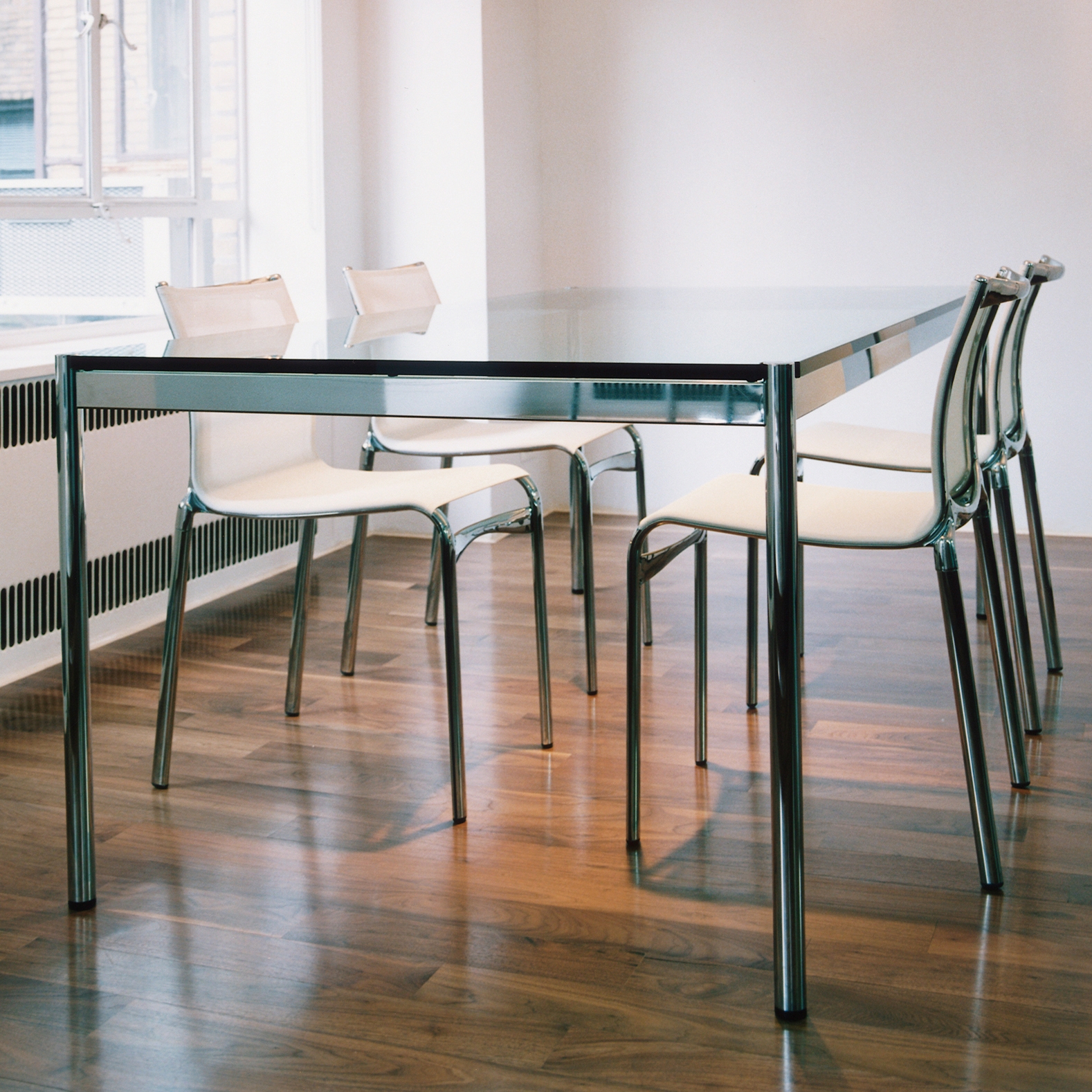 Produkt USM Haller Tisch | Glas, Transparent des Herstellers USM anzeigen