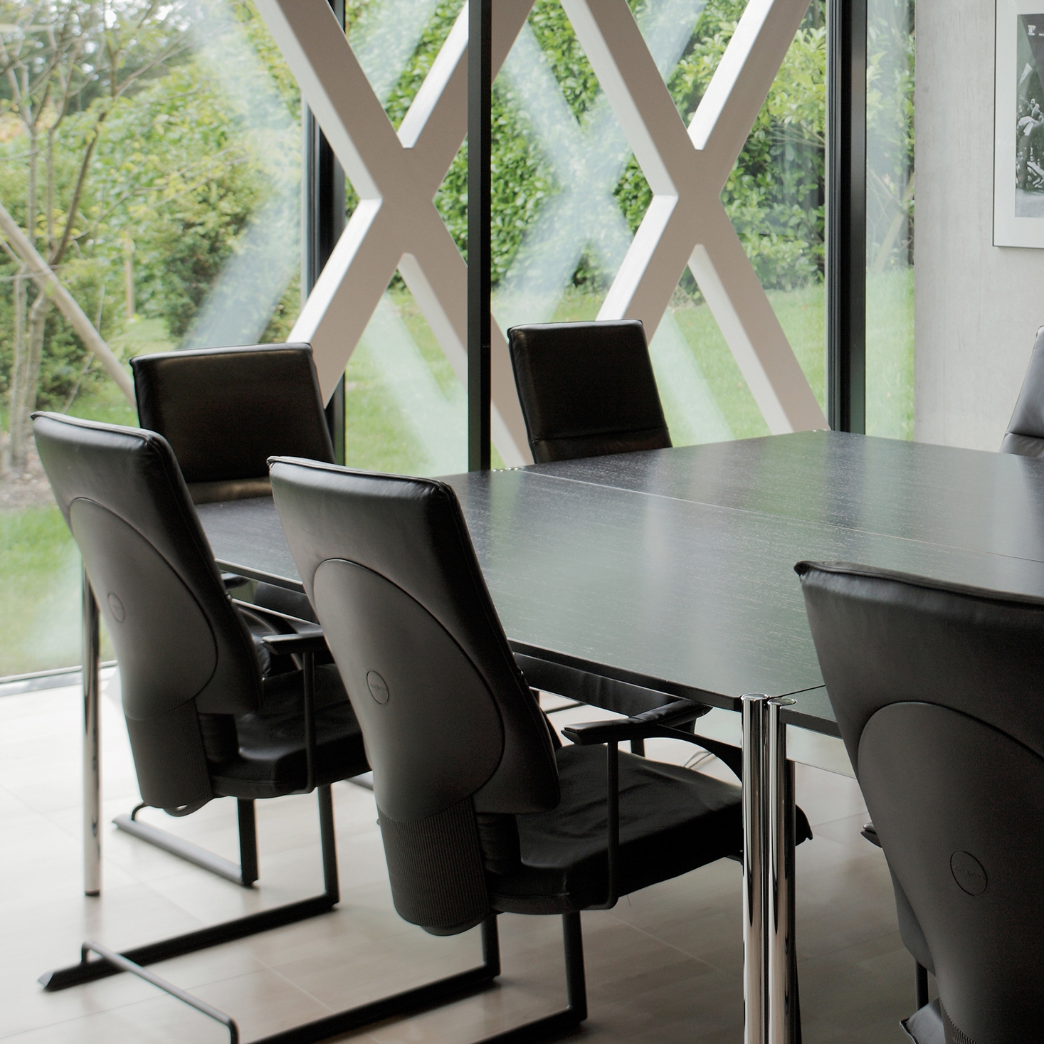 Mostra il prodotto USM Haller Table | Black Oak del produttore USM