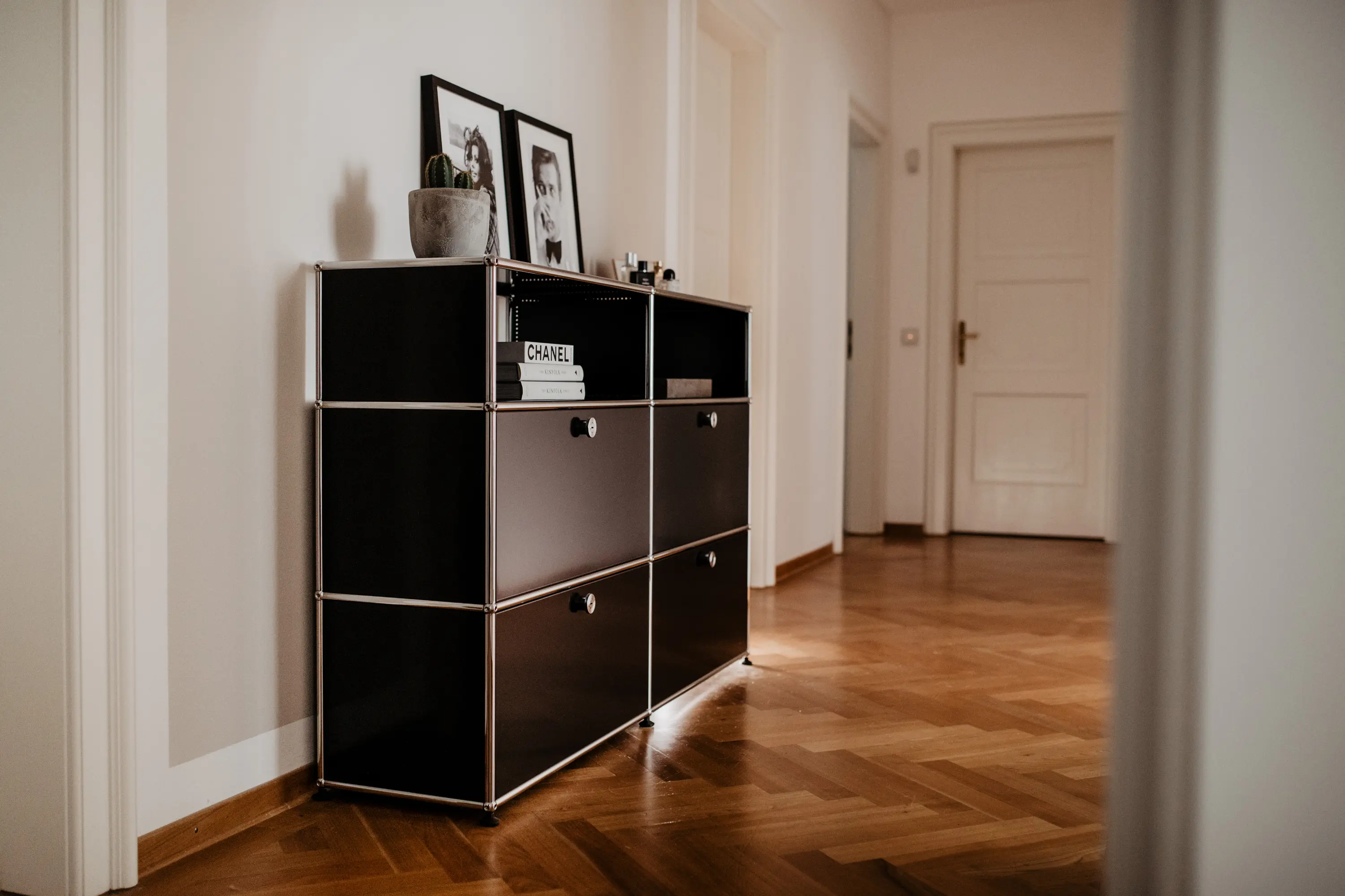 USM - USM Haller Credenza | Graphite Black