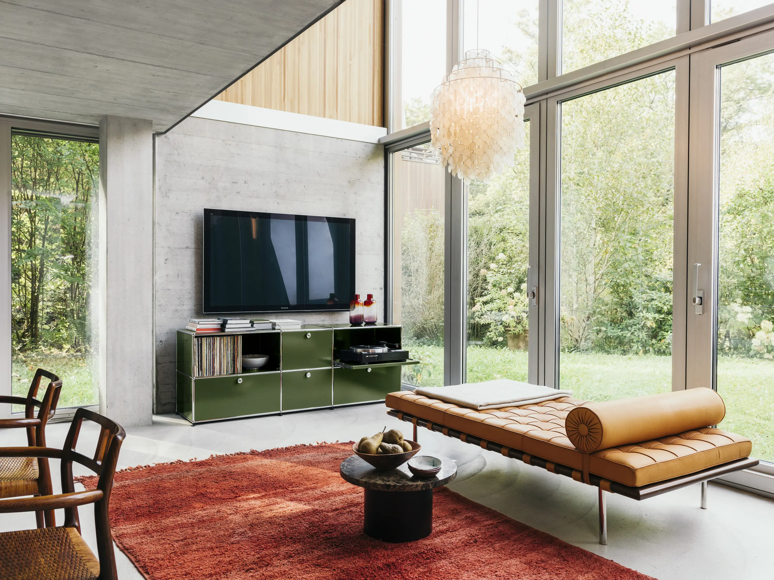 USM HALLER MEDIA | OLIVE GREEN - Sideboards from USM | Architonic