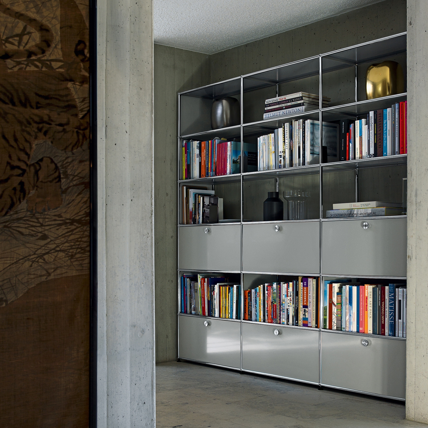 Mostra il prodotto USM Haller Shelving | Mid-gray del produttore USM