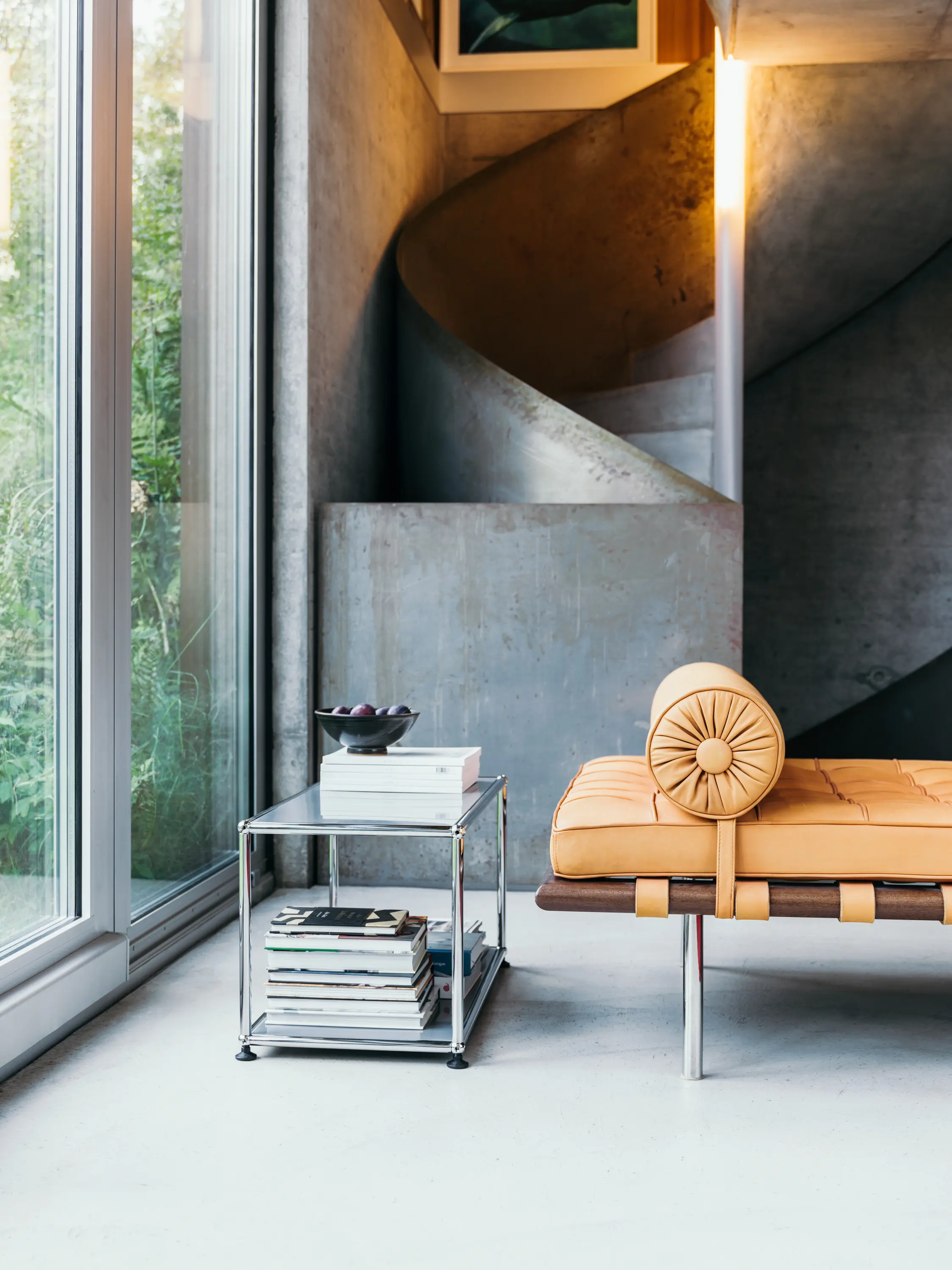 USM - USM Haller Sidetable | Mid-gray