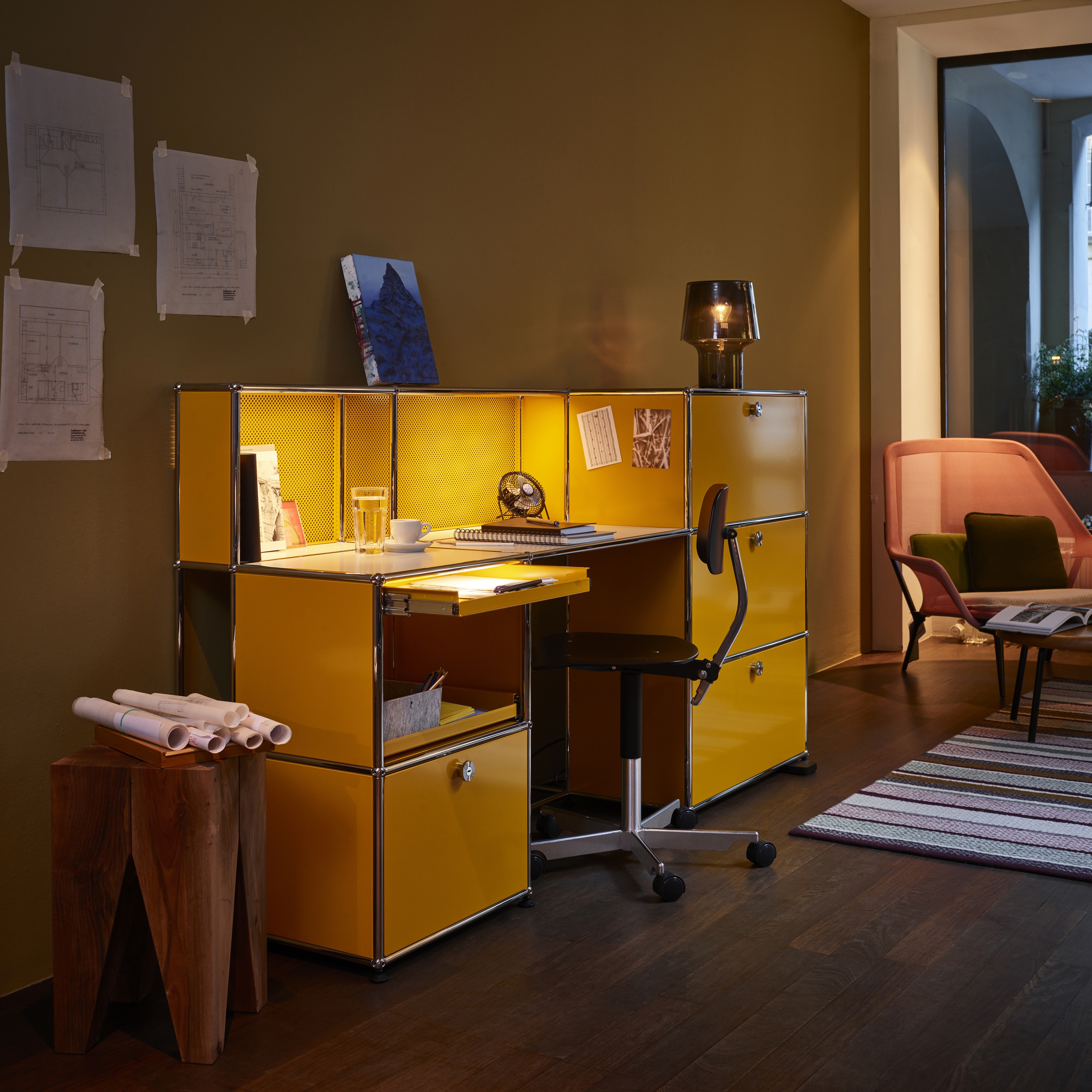Display product USM Haller E Home Office | Golden Yellow from manufacturer USM