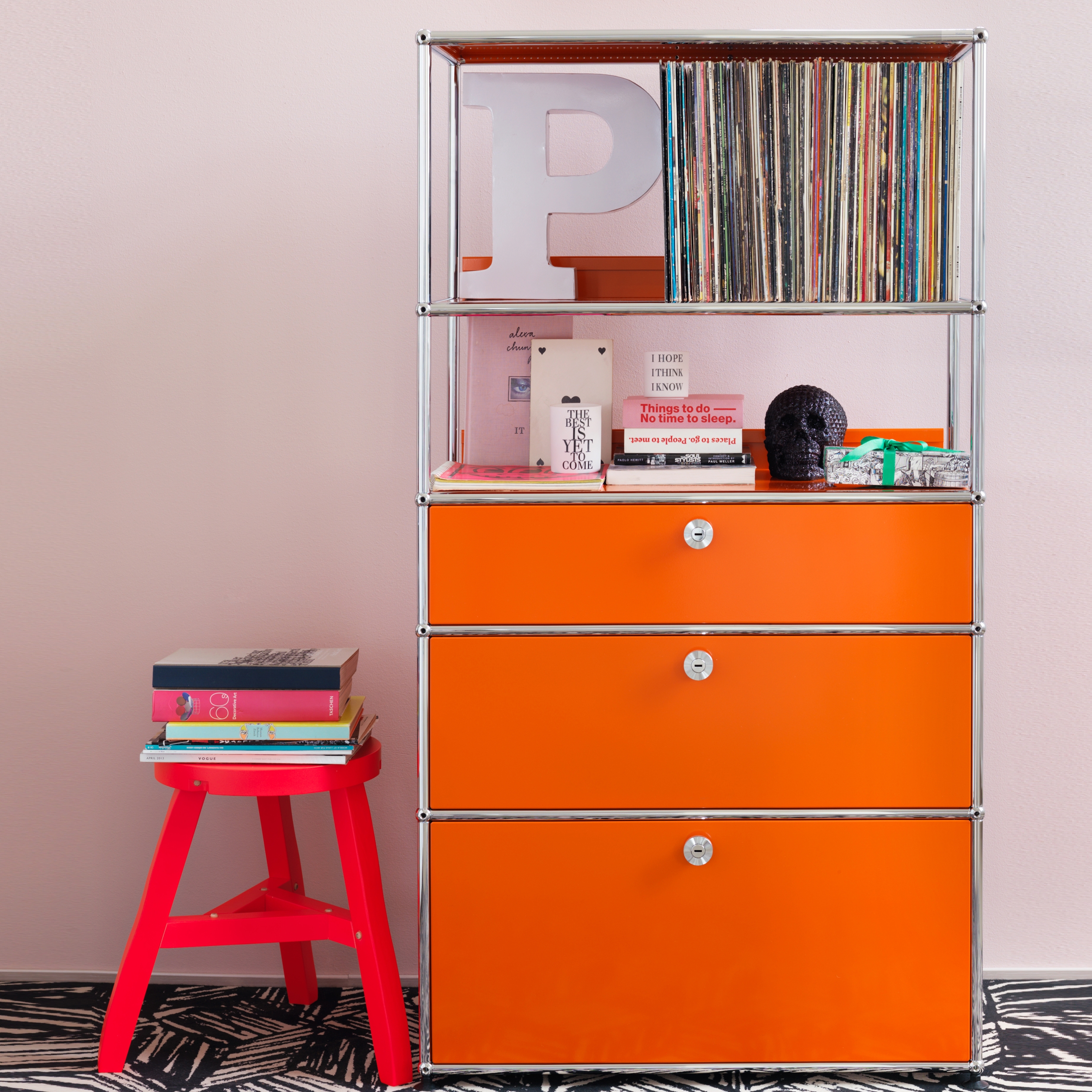 Mostra il prodotto USM Haller Credenza | Pure Orange del produttore USM