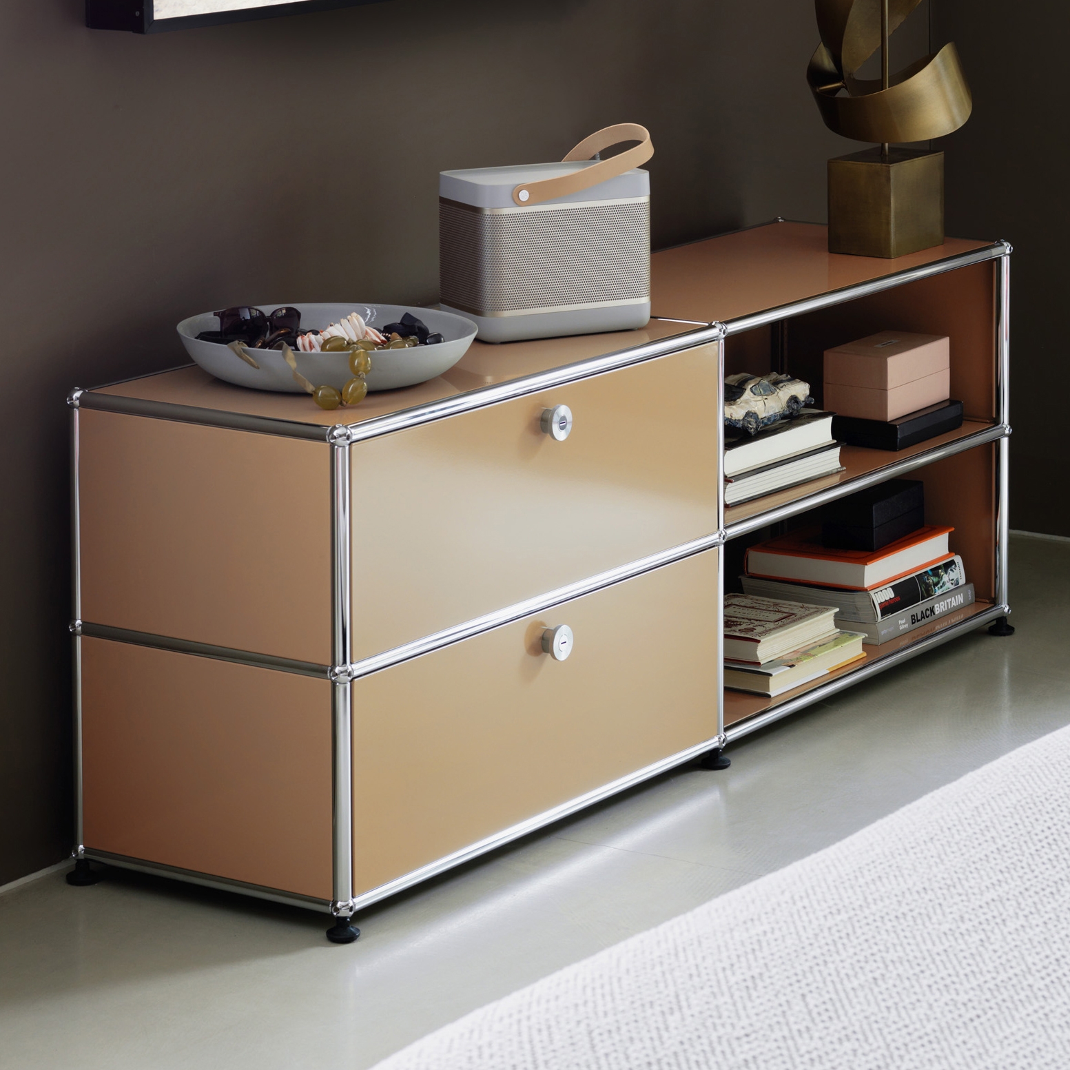 Display product USM Haller Credenza | USM Beige from manufacturer USM