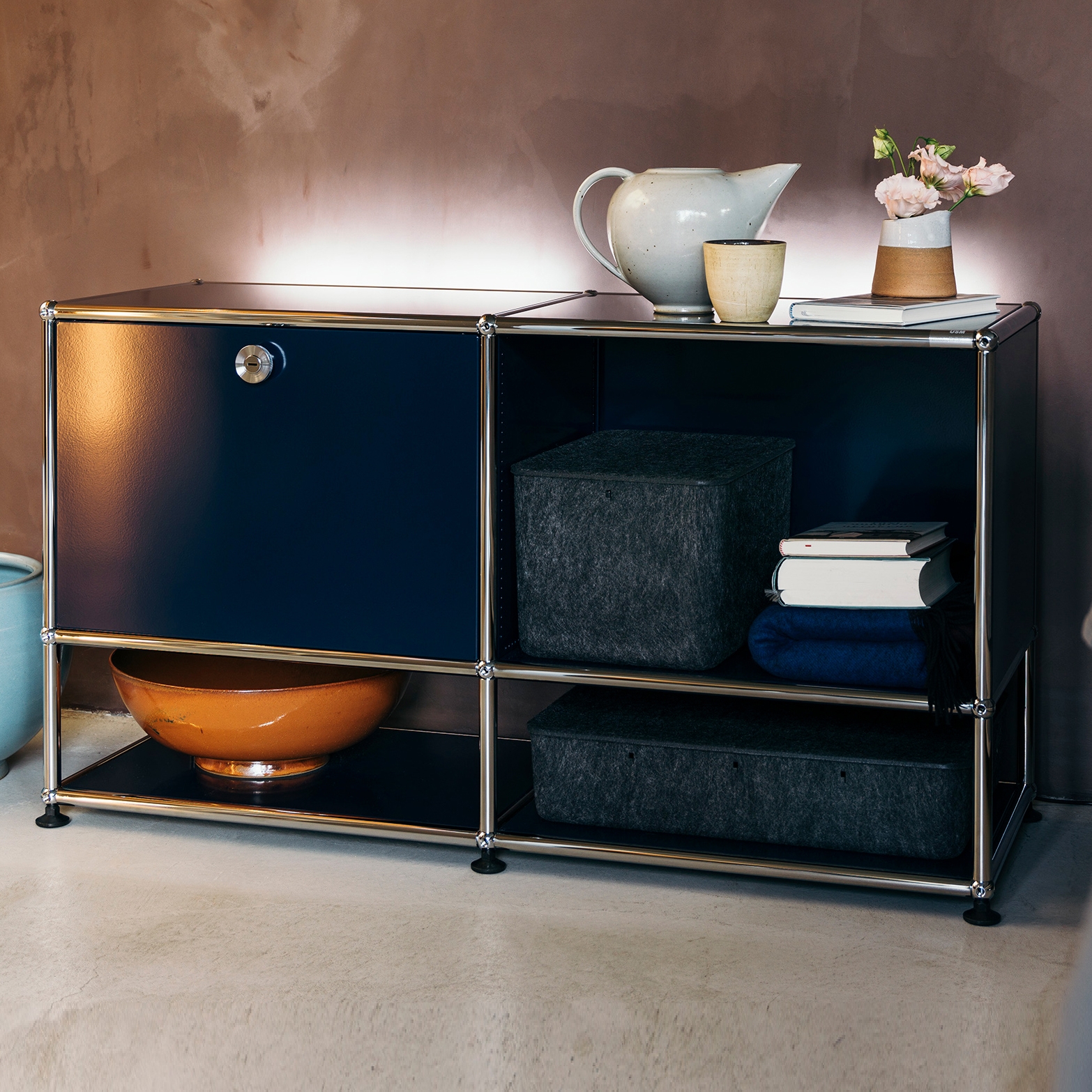 Mostra il prodotto USM Haller E Credenza | Steel Blue del produttore USM