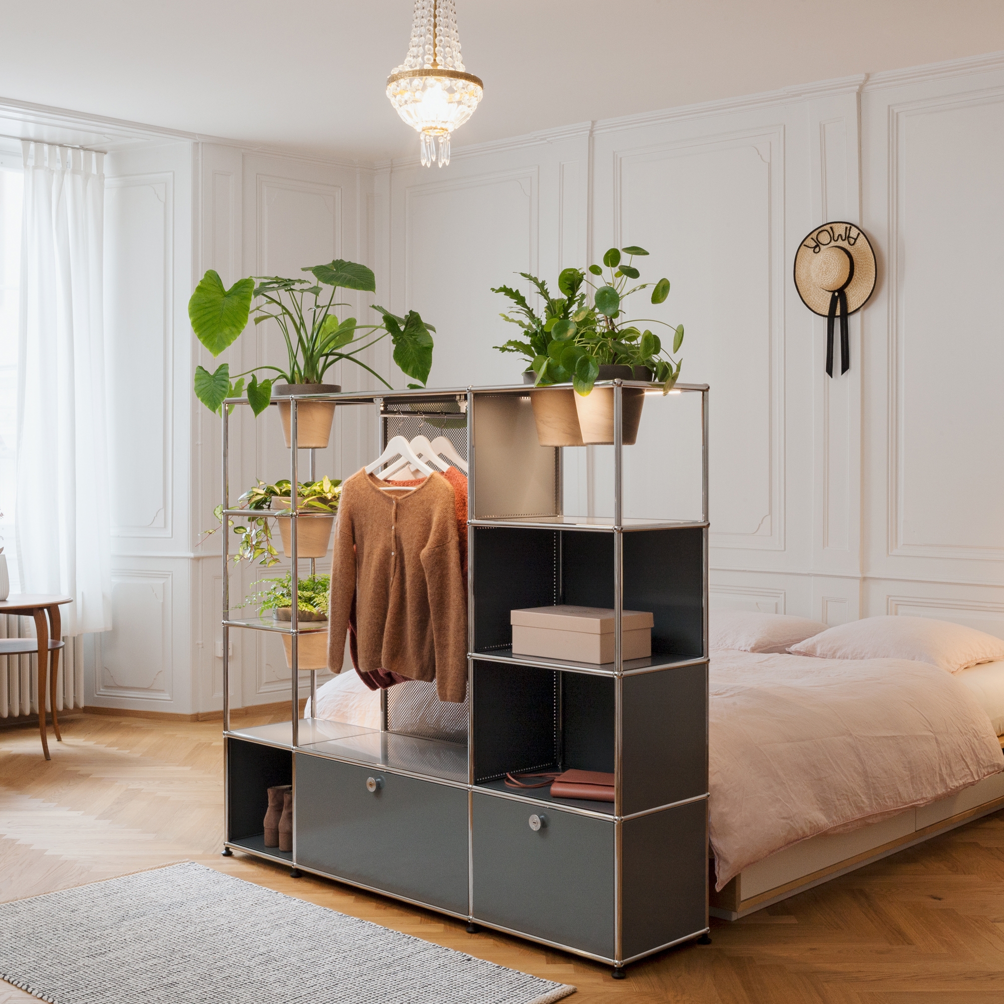 Mostrar el producto USM Haller Wardrobe with World of Plants | Mid-gray del fabricante USM