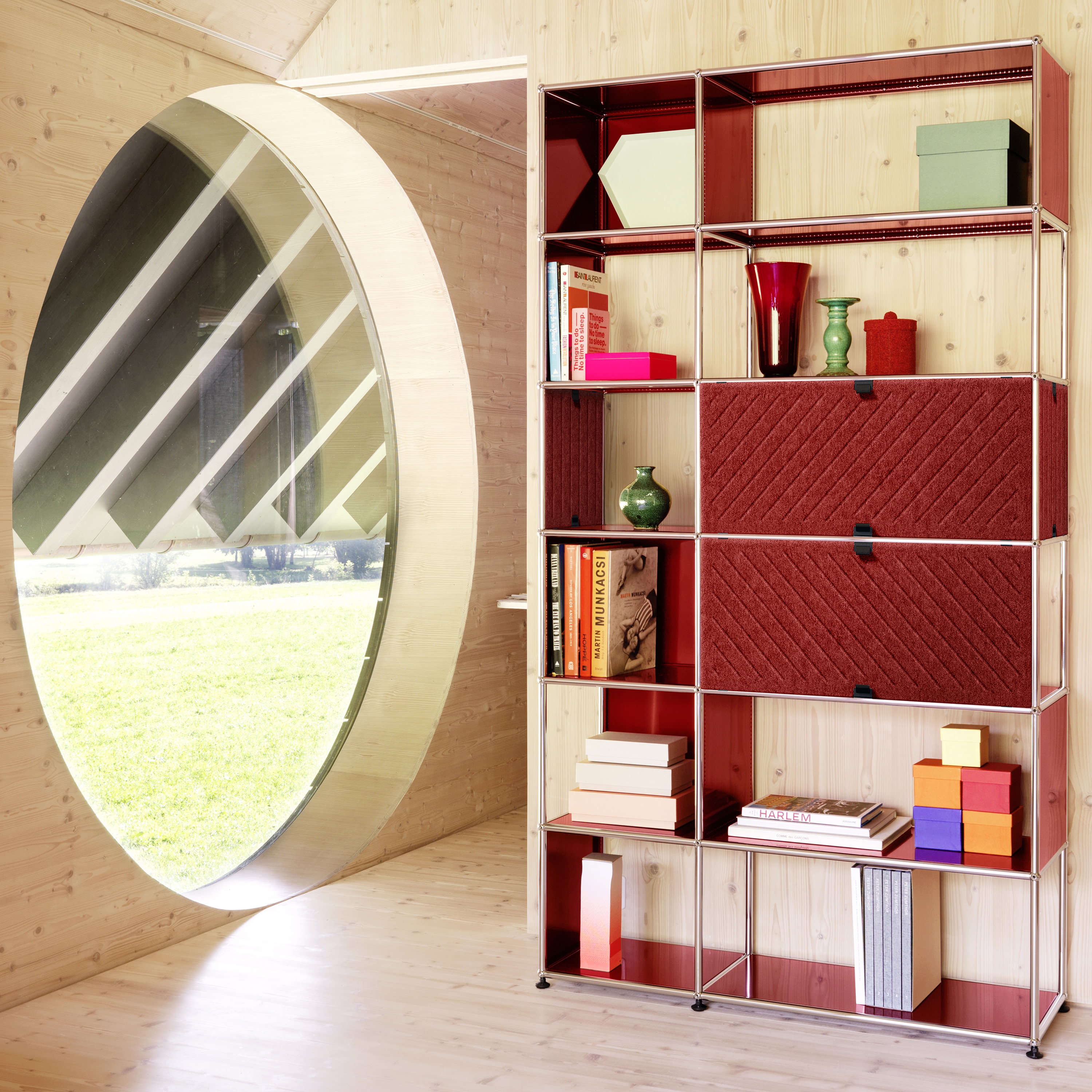 Produkt USM Haller Soft Panel | Regal Rot Diagonal des Herstellers USM anzeigen