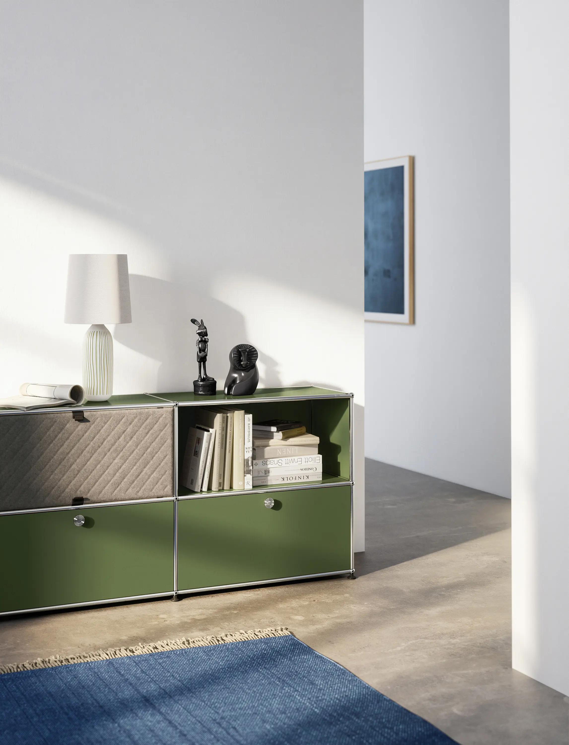 USM - USM Haller Soft Panel | Sideboard Taupe diagonal