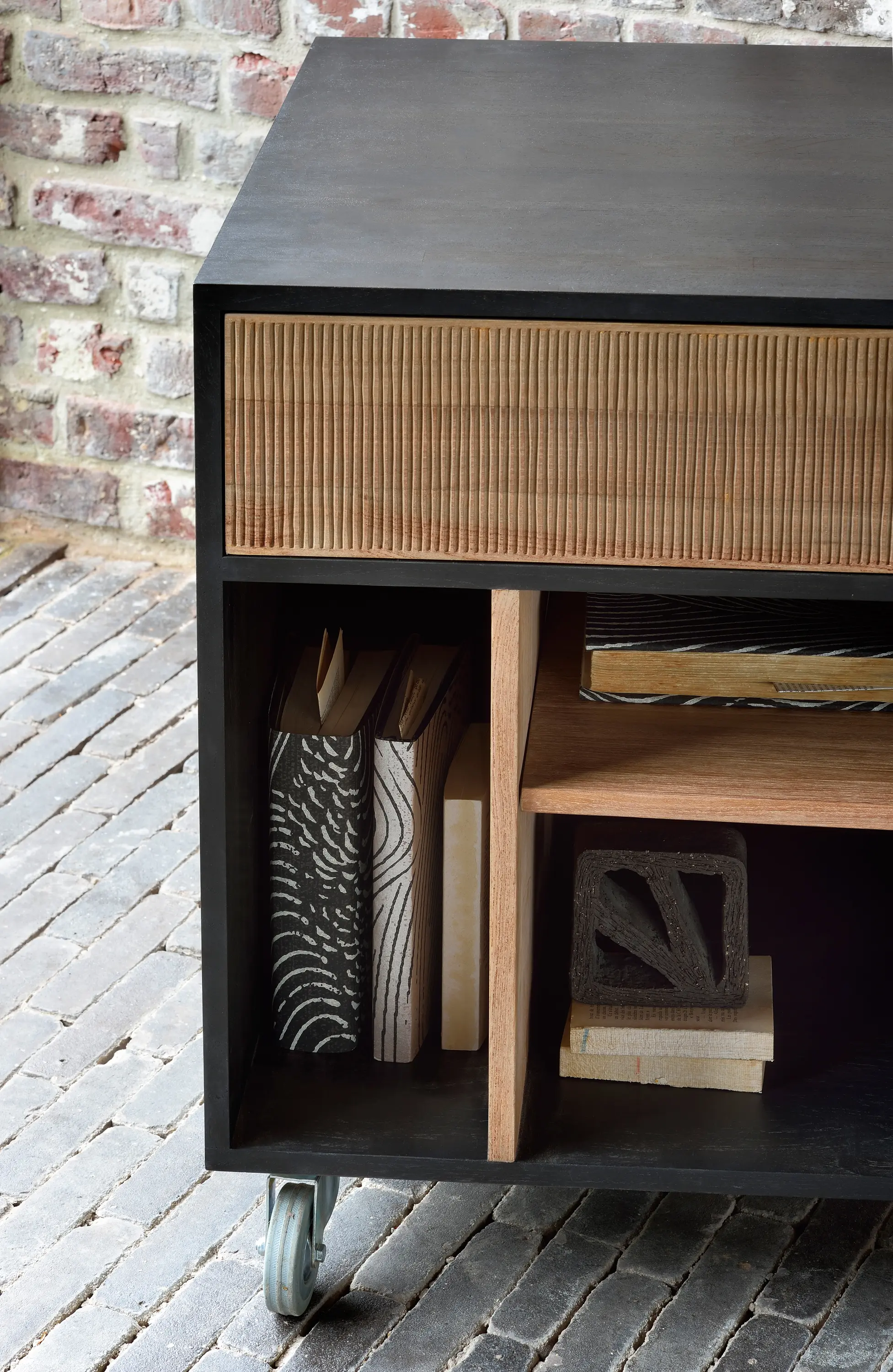 Ethnicraft - Oscar | Teak drawer unit - 1 drawer