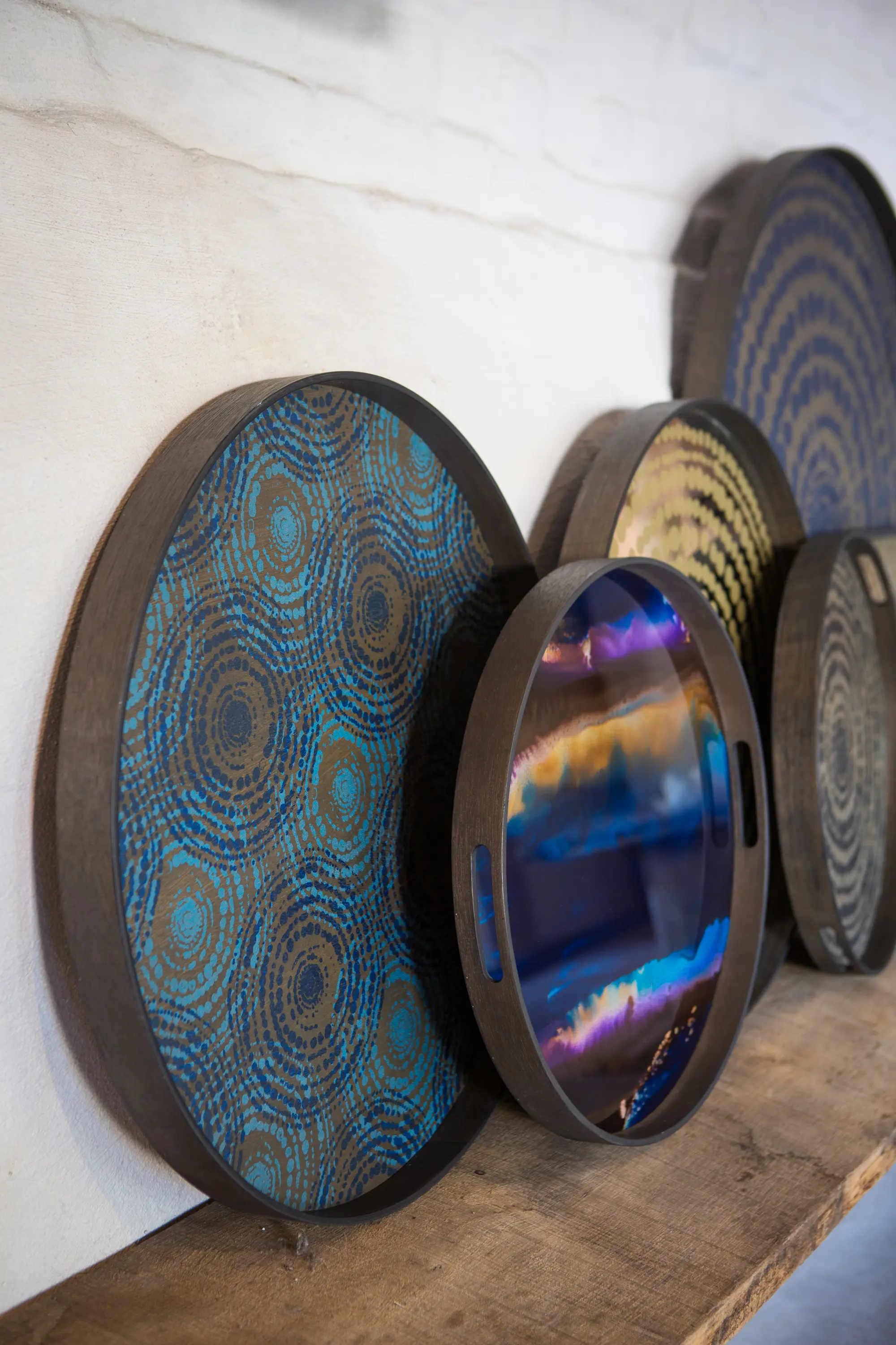 Ethnicraft - Tribal Quest tray collection | Blue Mist Organic glass tray - round - S