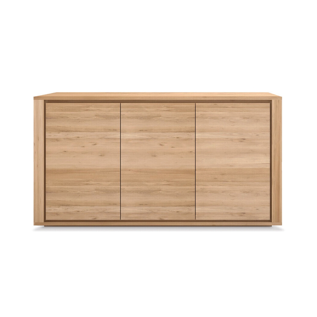 Display product Shadow | Oak sideboard - 3 doors from manufacturer Ethnicraft