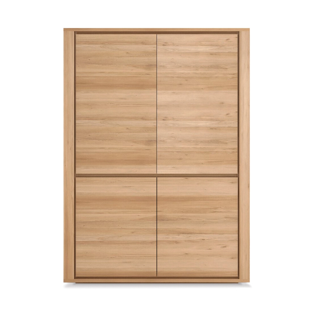 Display product Shadow | Oak storage cupboard - 4 doors from manufacturer Ethnicraft