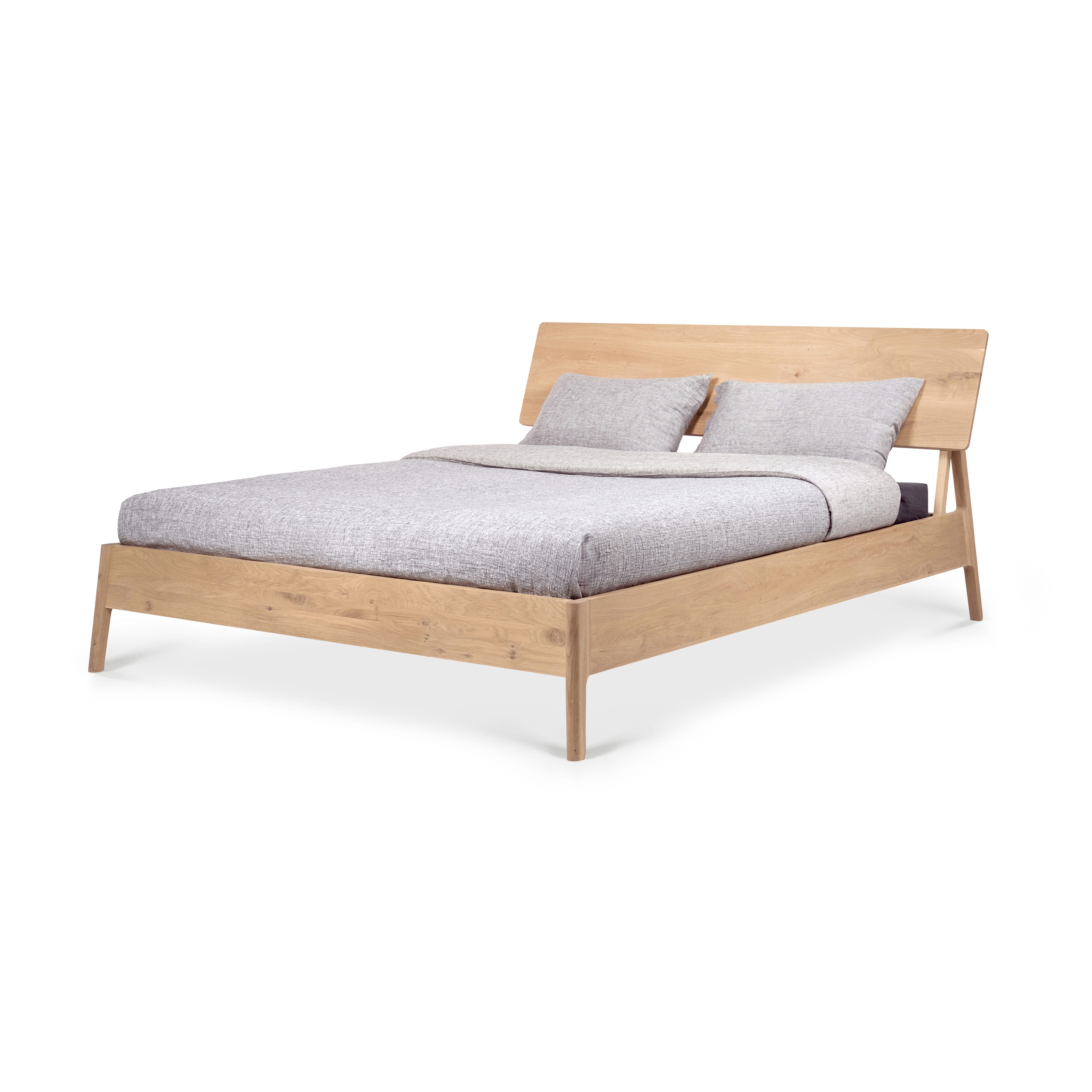 Mostra il prodotto Air | Oak bed - without slats - matress size 180x200 del produttore Ethnicraft
