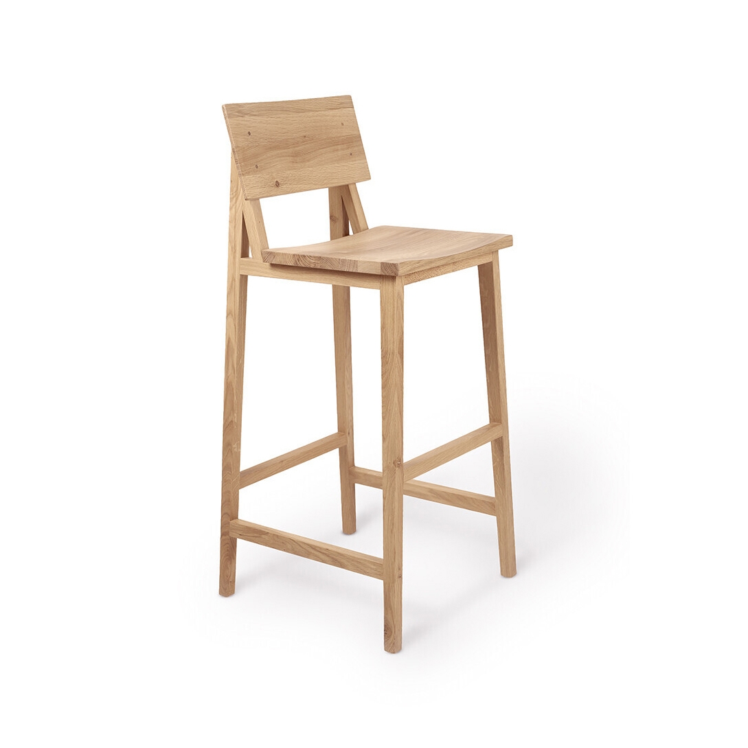 N4 | Oak bar stool - varnished