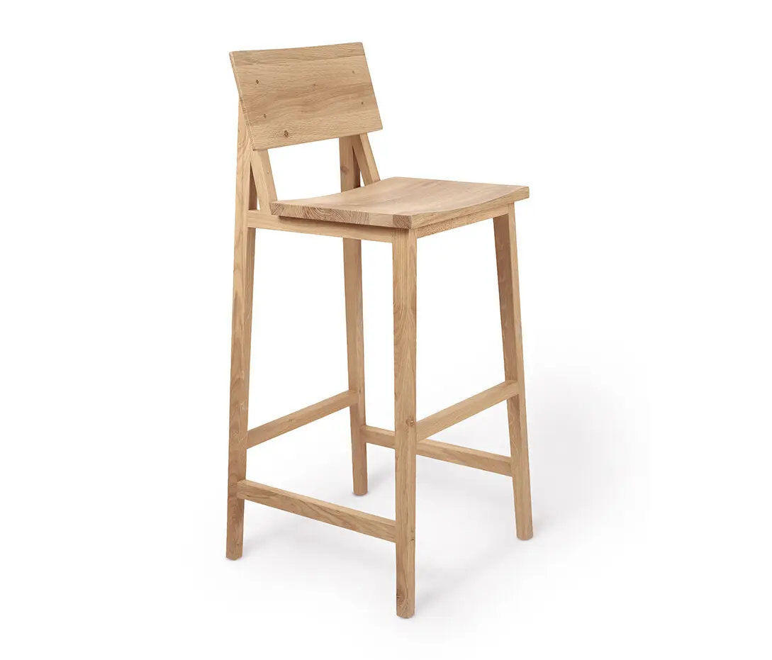 Ethnicraft - N4 | Oak bar stool - varnished