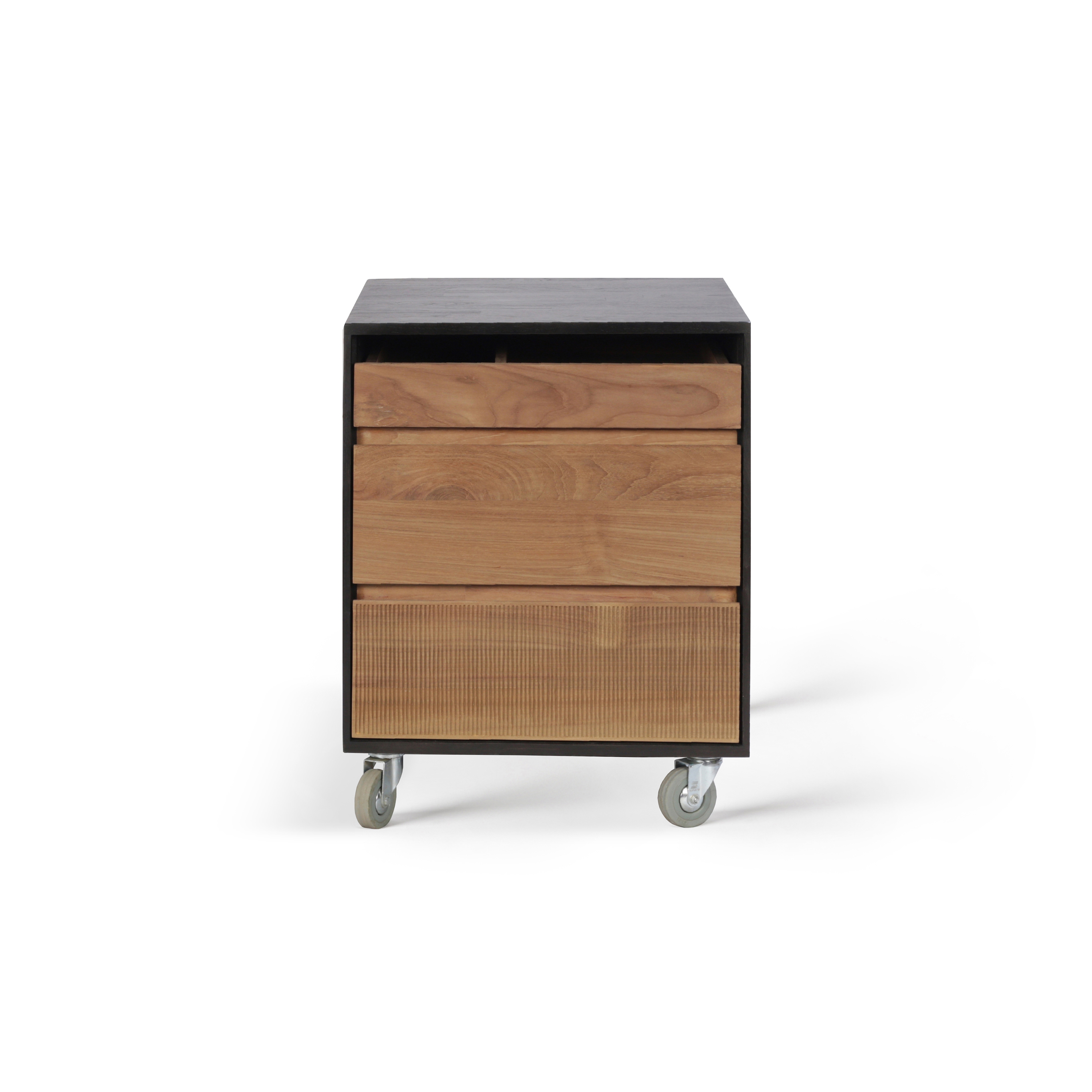 Produkt Oscar | Teak drawer unit - 3 drawers des Herstellers Ethnicraft anzeigen
