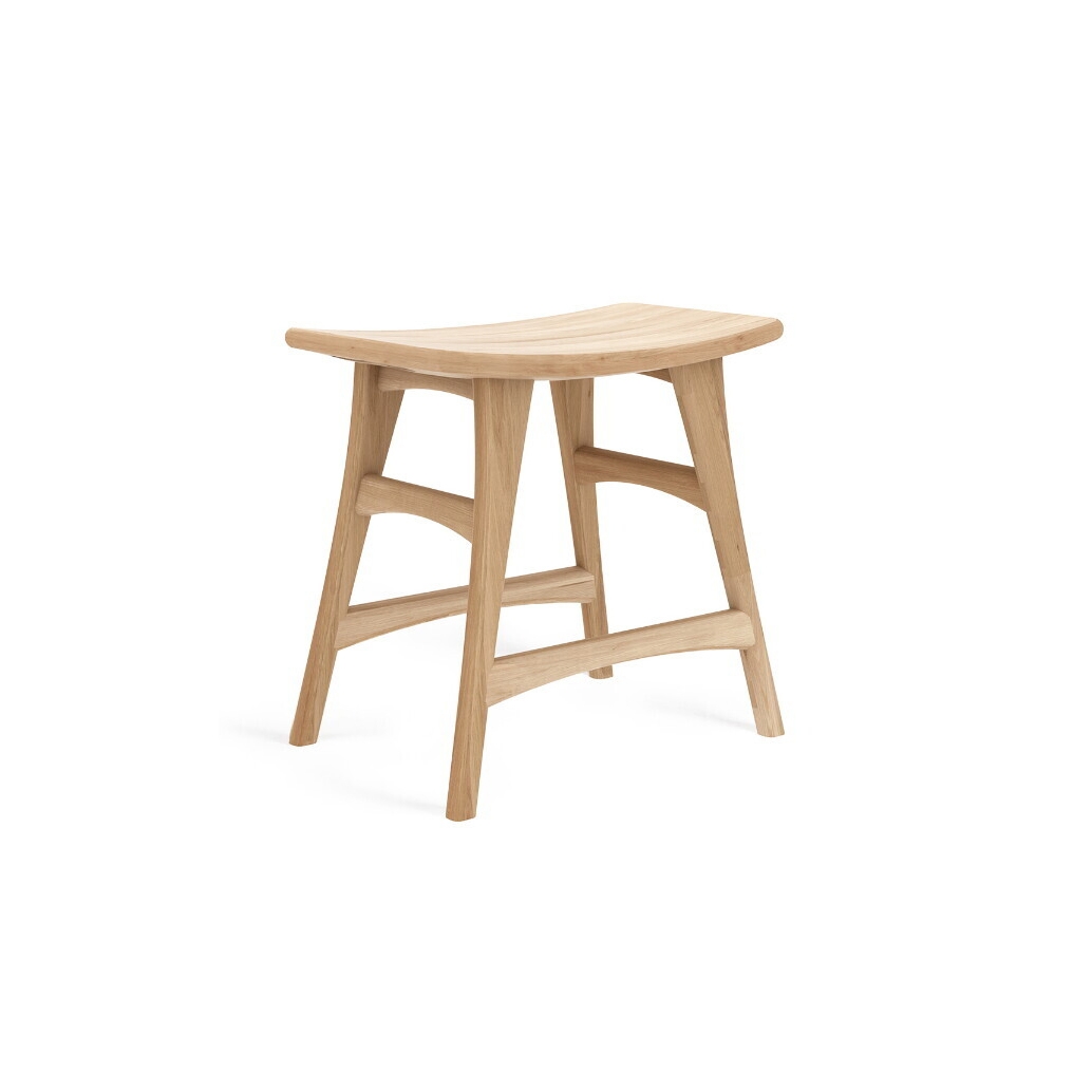 Osso | Oak stool - contract grade - varnished
