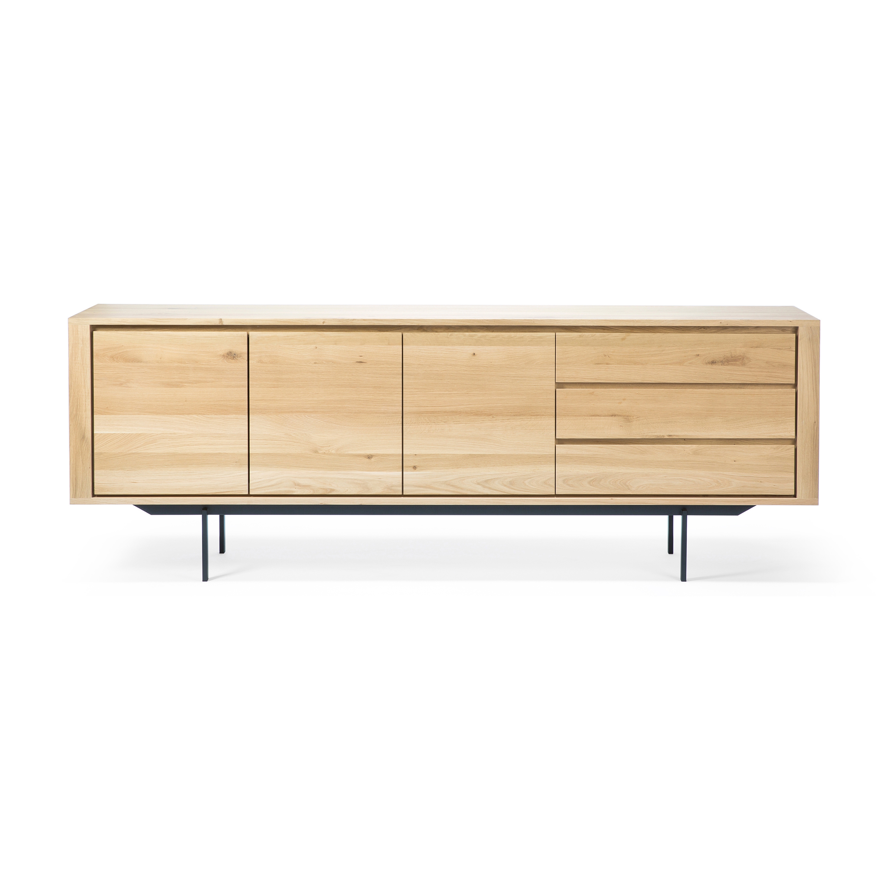 Mostra il prodotto Shadow | Oak sideboard - 3 doors - 3 drawers - black metal legs del produttore Ethnicraft