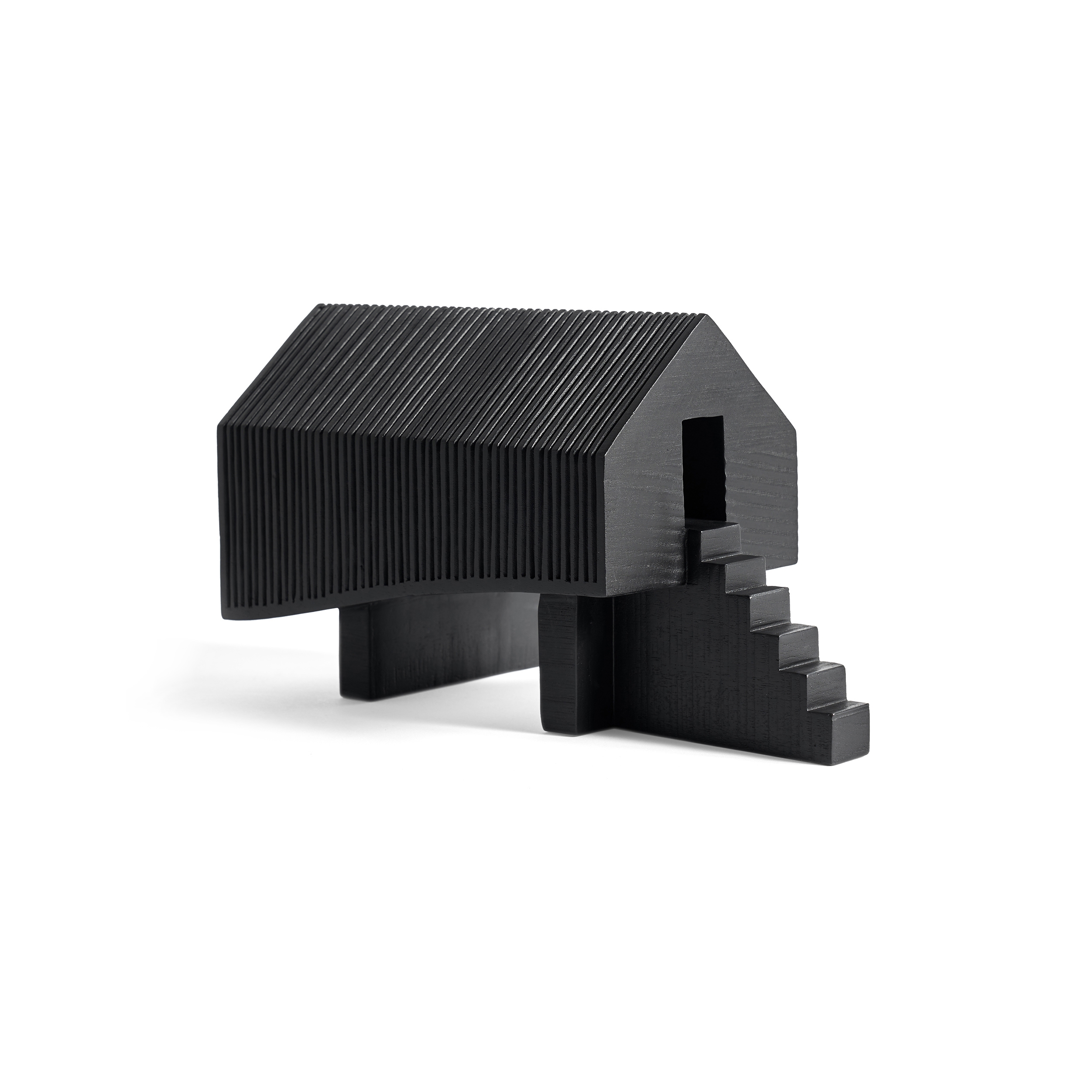 Mostra il prodotto Houses | Black Stilt House object - mahogany del produttore Ethnicraft