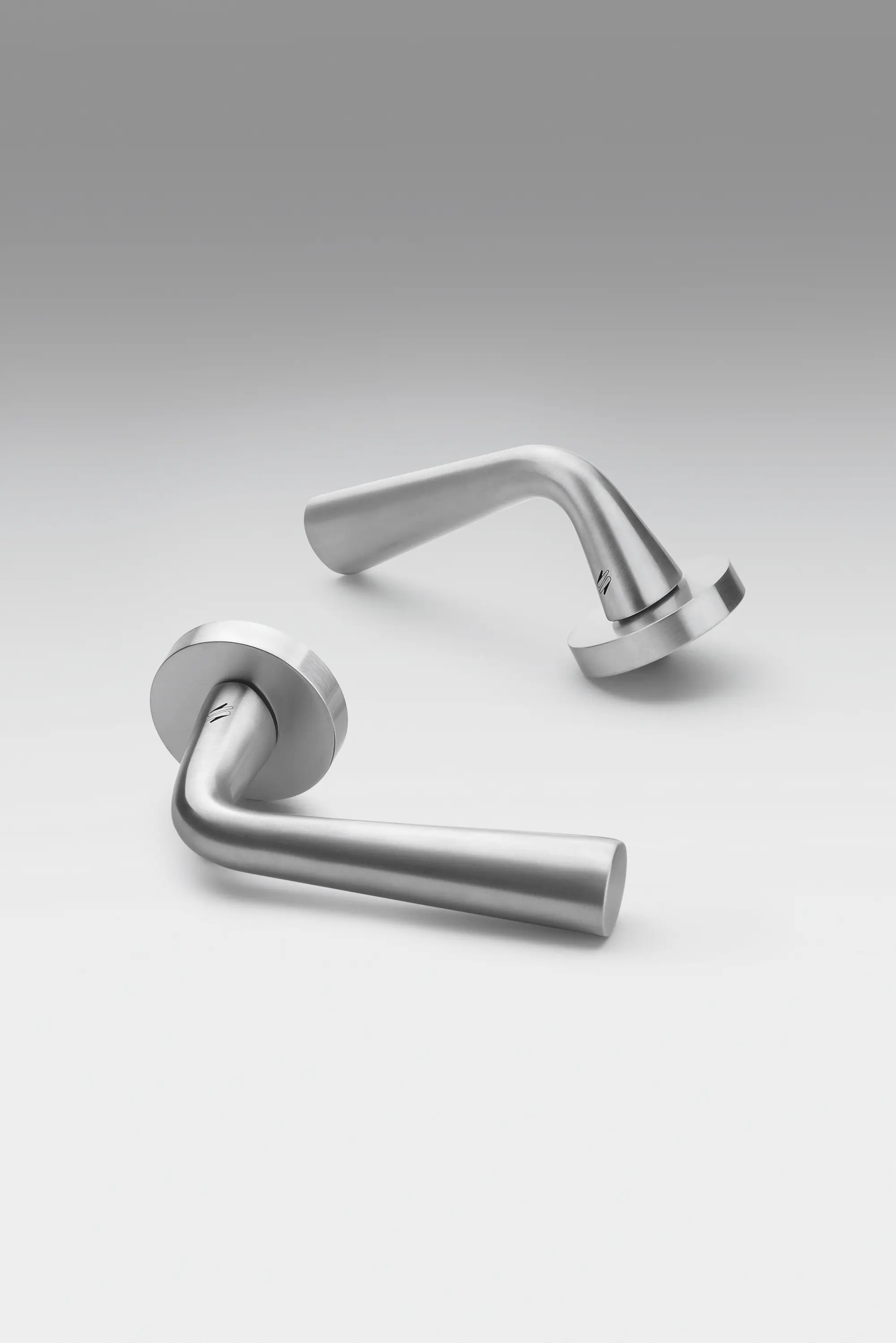 COLOMBO DESIGN - Tender