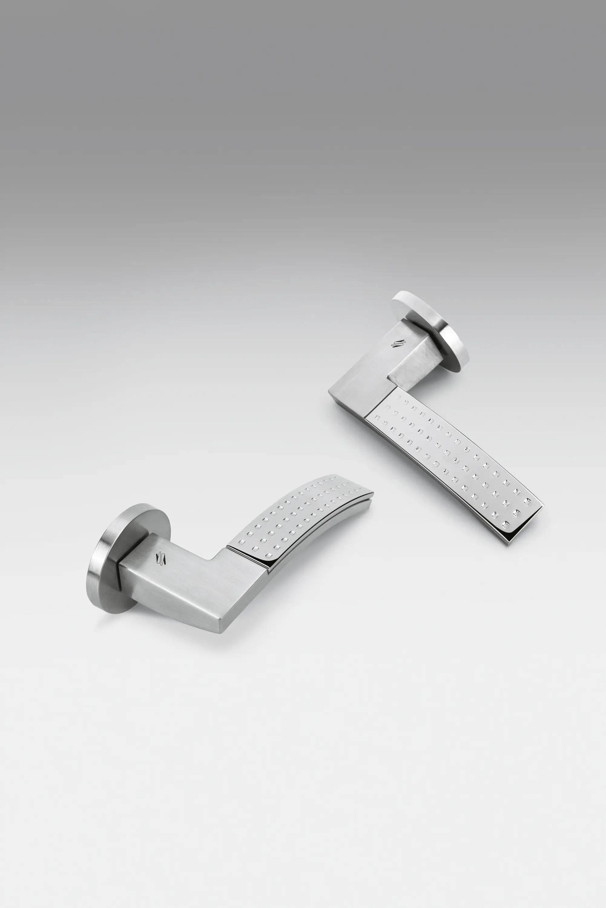 COLOMBO DESIGN - Trama