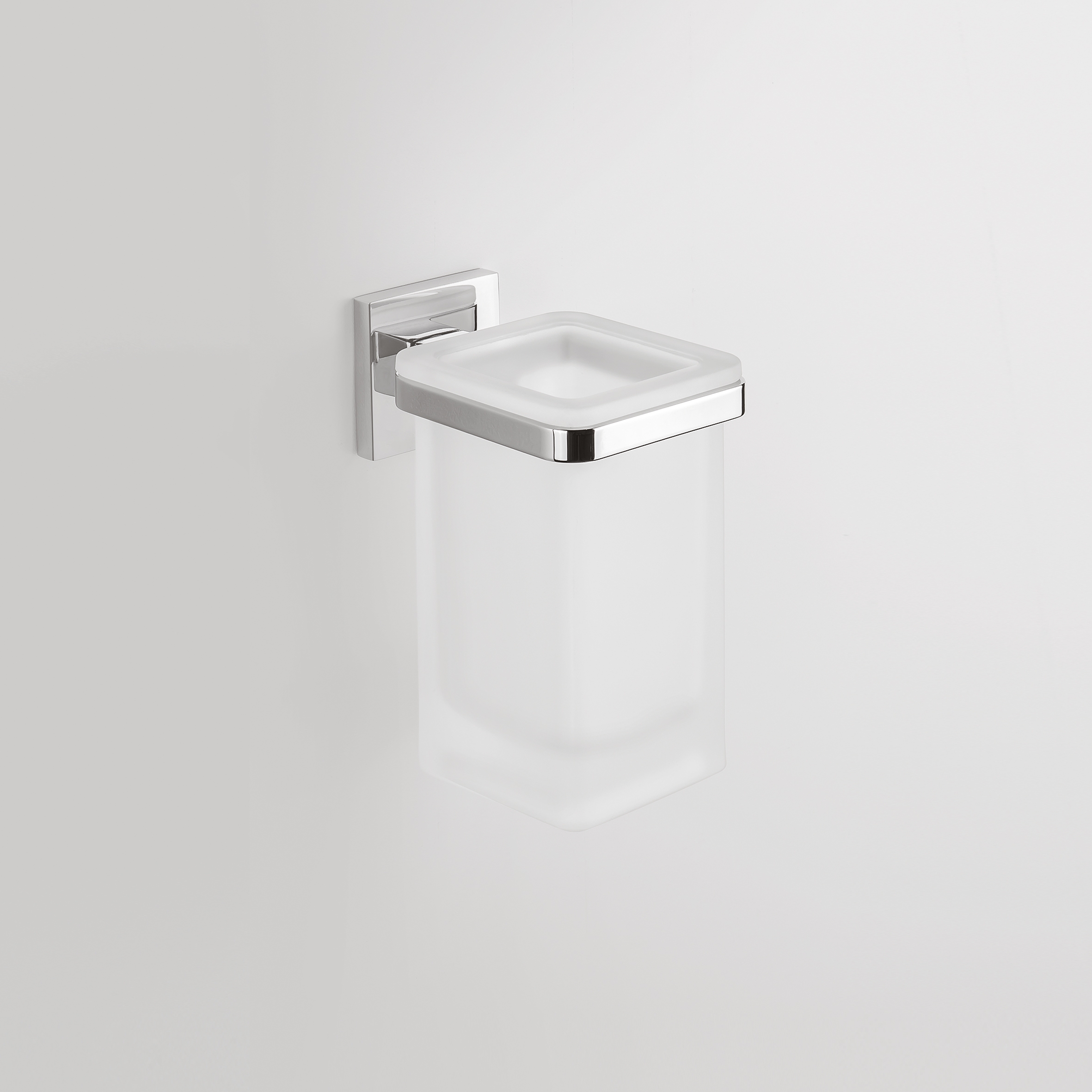 Produkt BasicQ | Glass holder des Herstellers COLOMBO DESIGN anzeigen