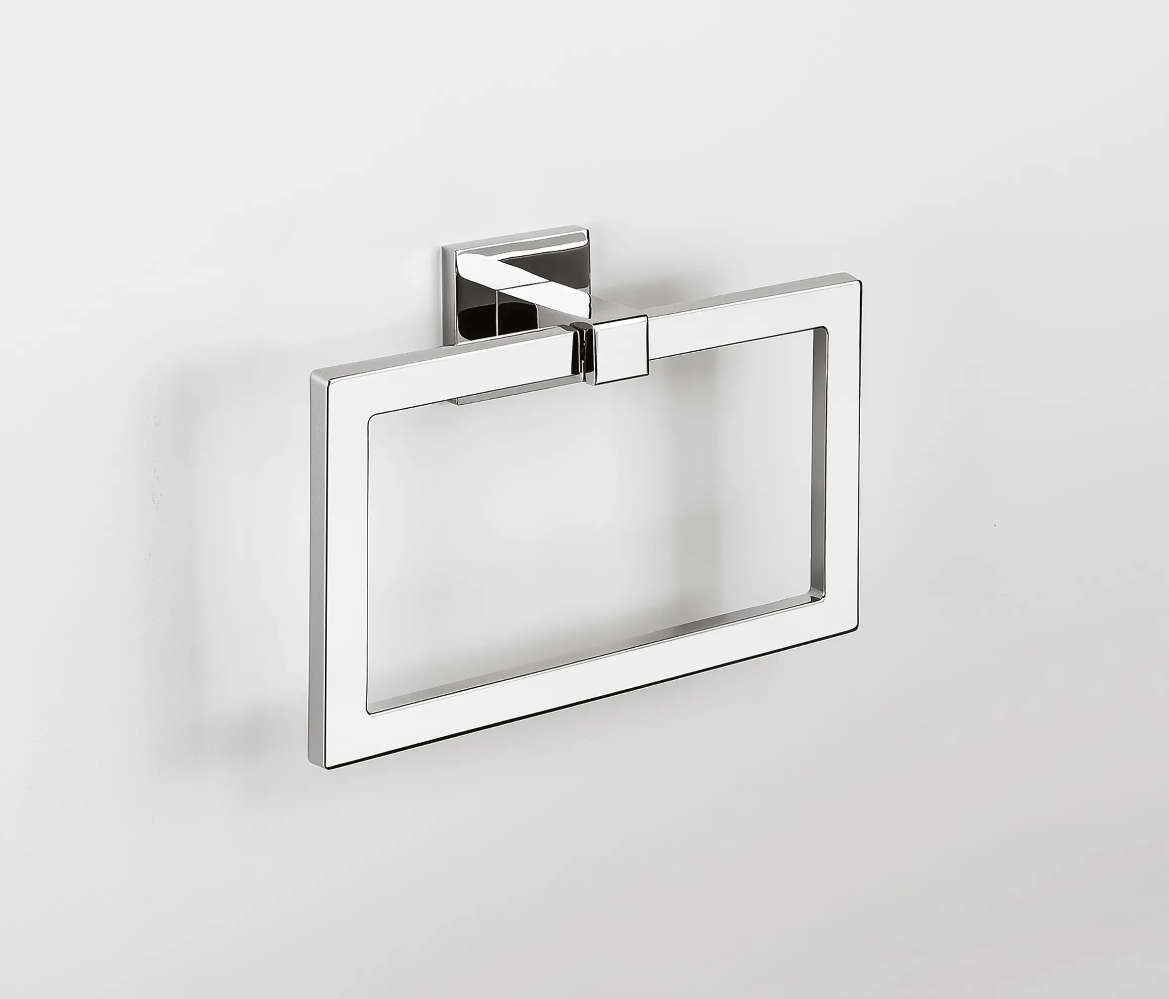 COLOMBO DESIGN - BasicQ | Ring towel holder