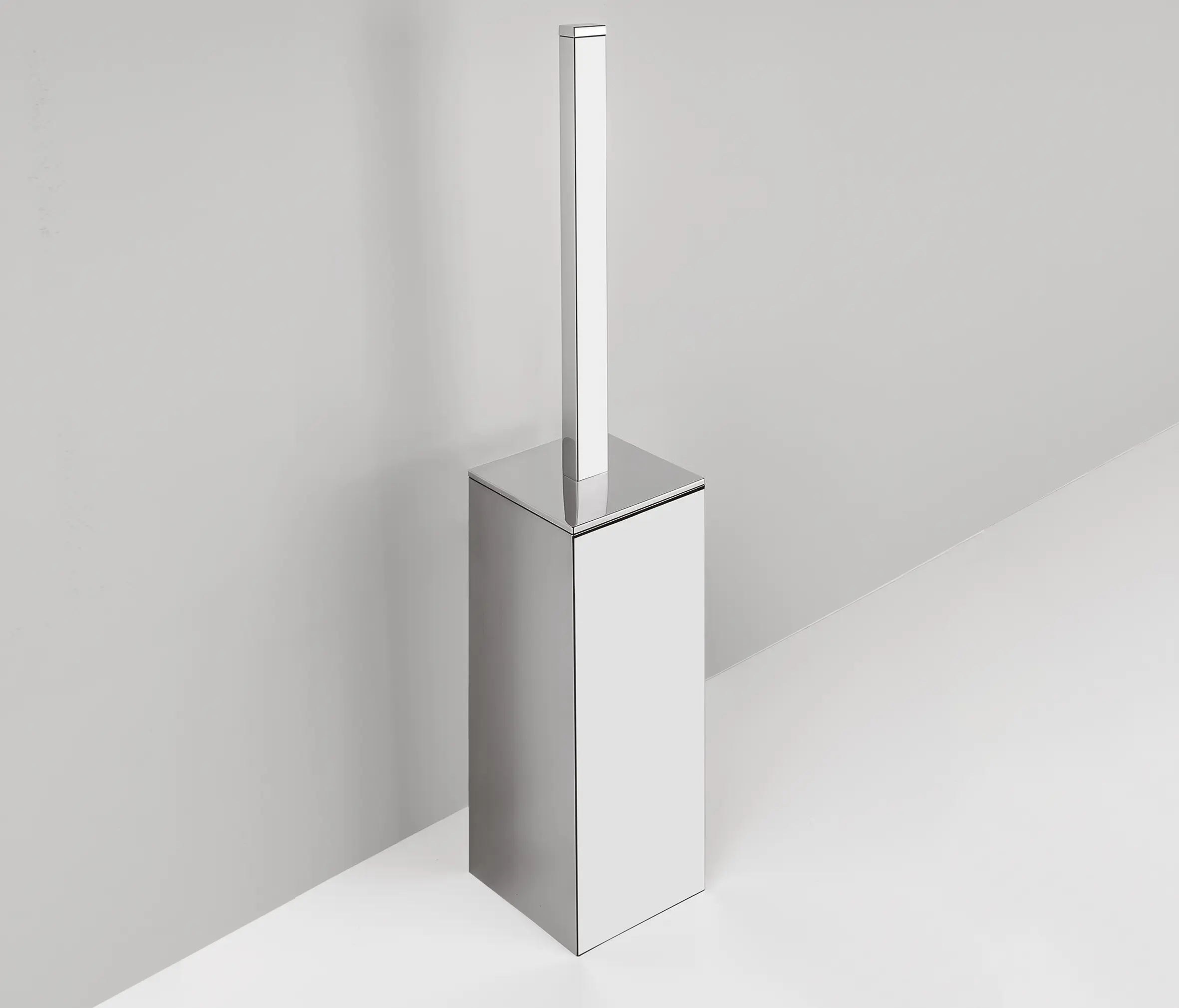COLOMBO DESIGN - BasicQ | Standing brush holder