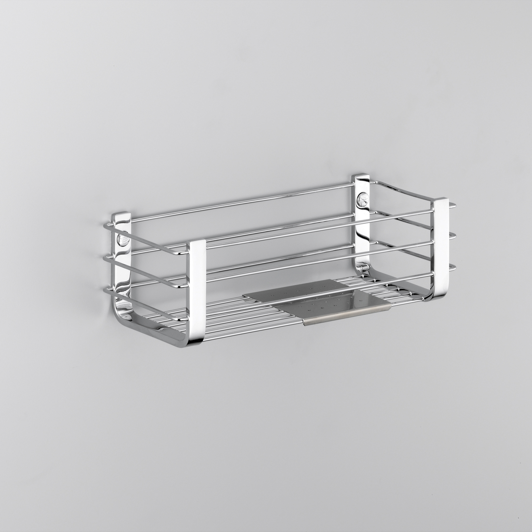 Produkt Basket for shower and bath with stainless steel shelf. Available finishes: chrome, white, black des Herstellers COLOMBO DESIGN anzeigen