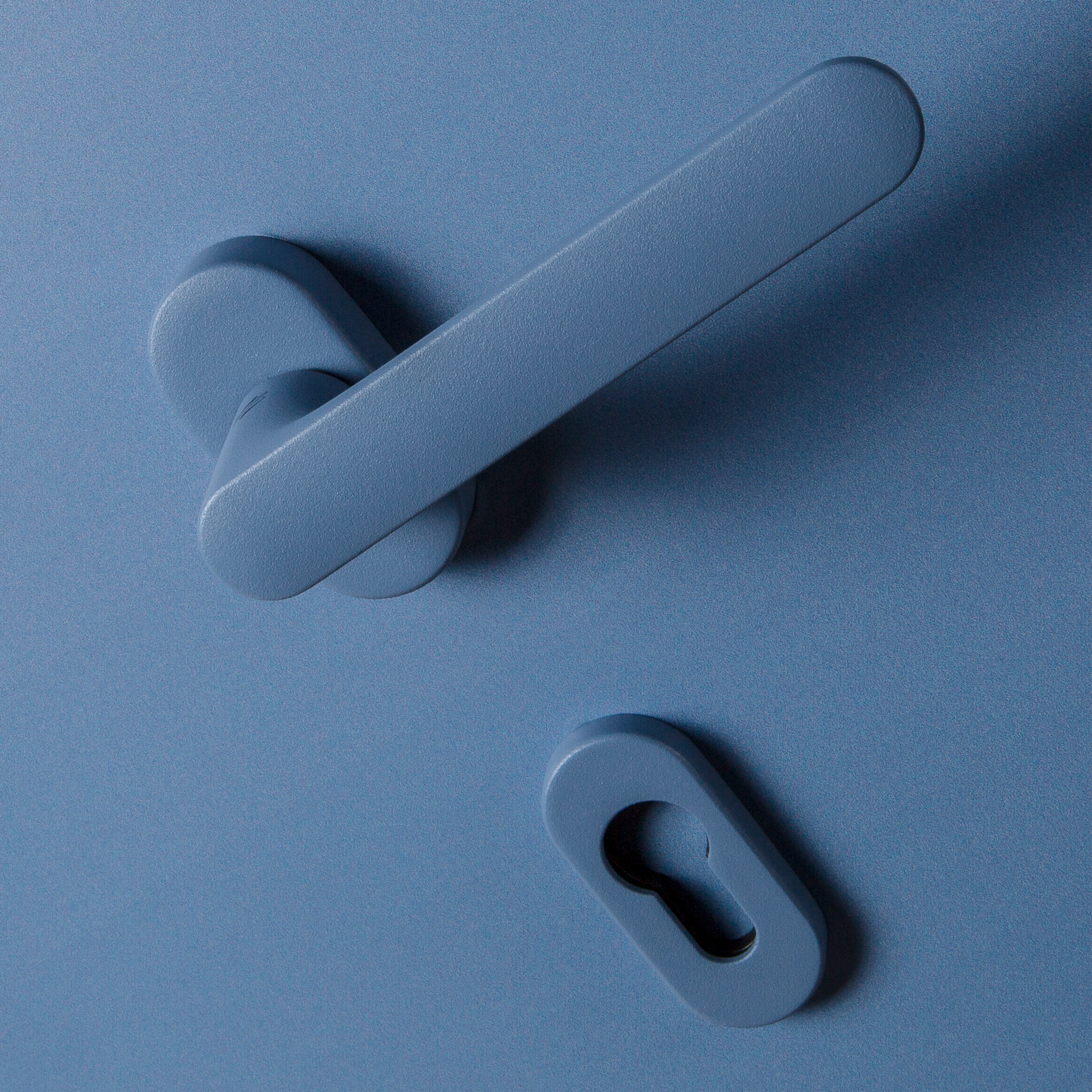 Mostra il prodotto One con rosetta stretta del produttore COLOMBO DESIGN