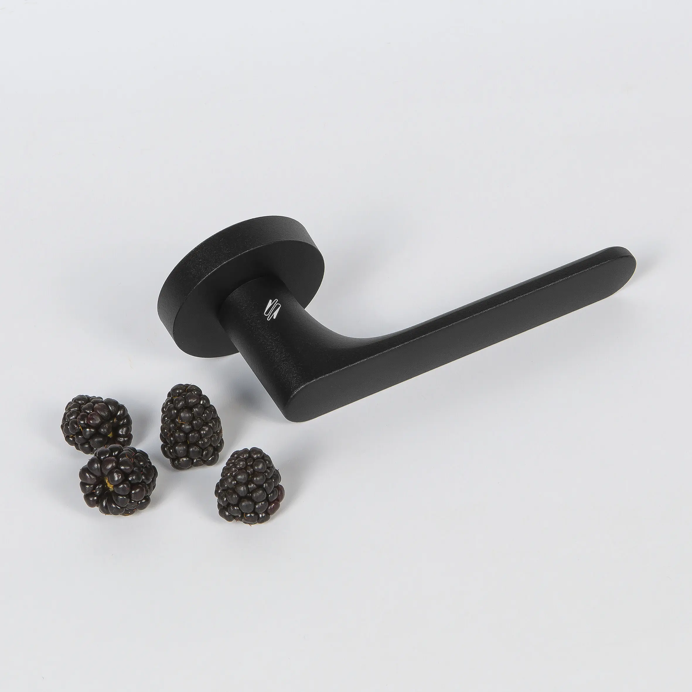 COLOMBO DESIGN - Black