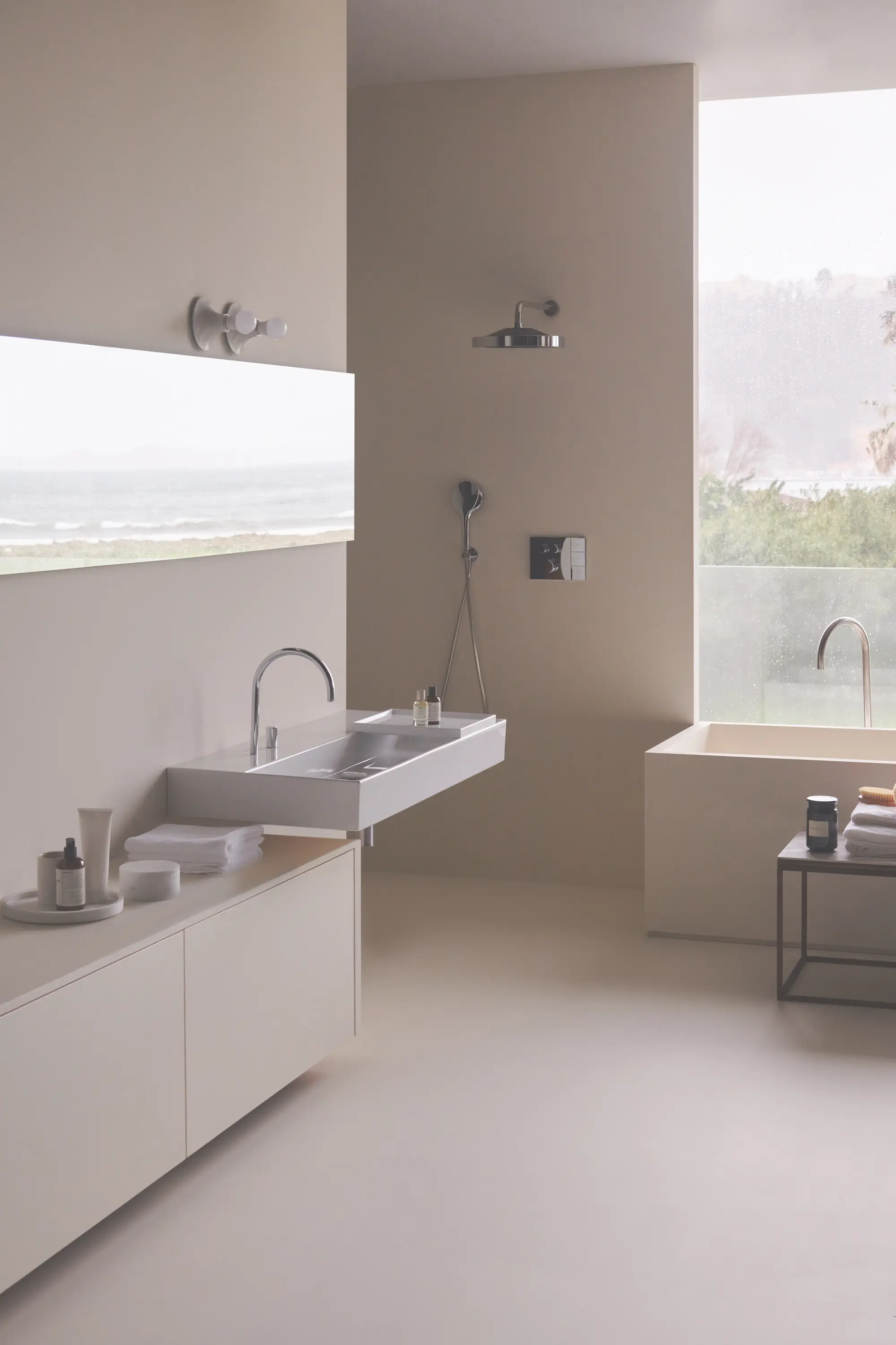 Ideal Standard - Solos Basin mixer with tall pillar