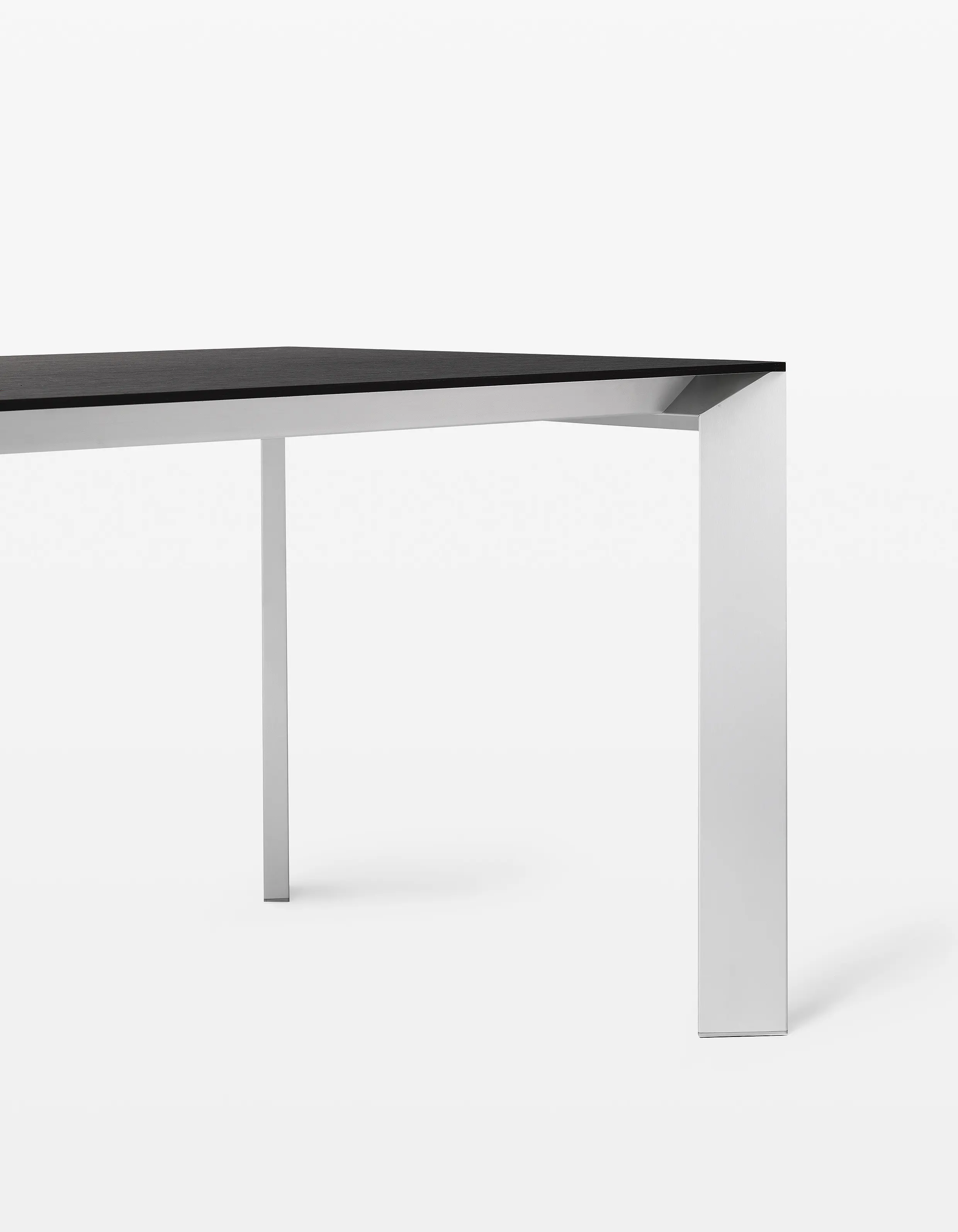 Kristalia - Nori Table