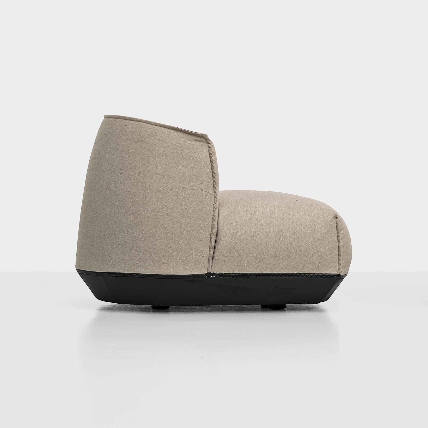 Produkt Brioni Lounge armchair small des Herstellers Kristalia anzeigen