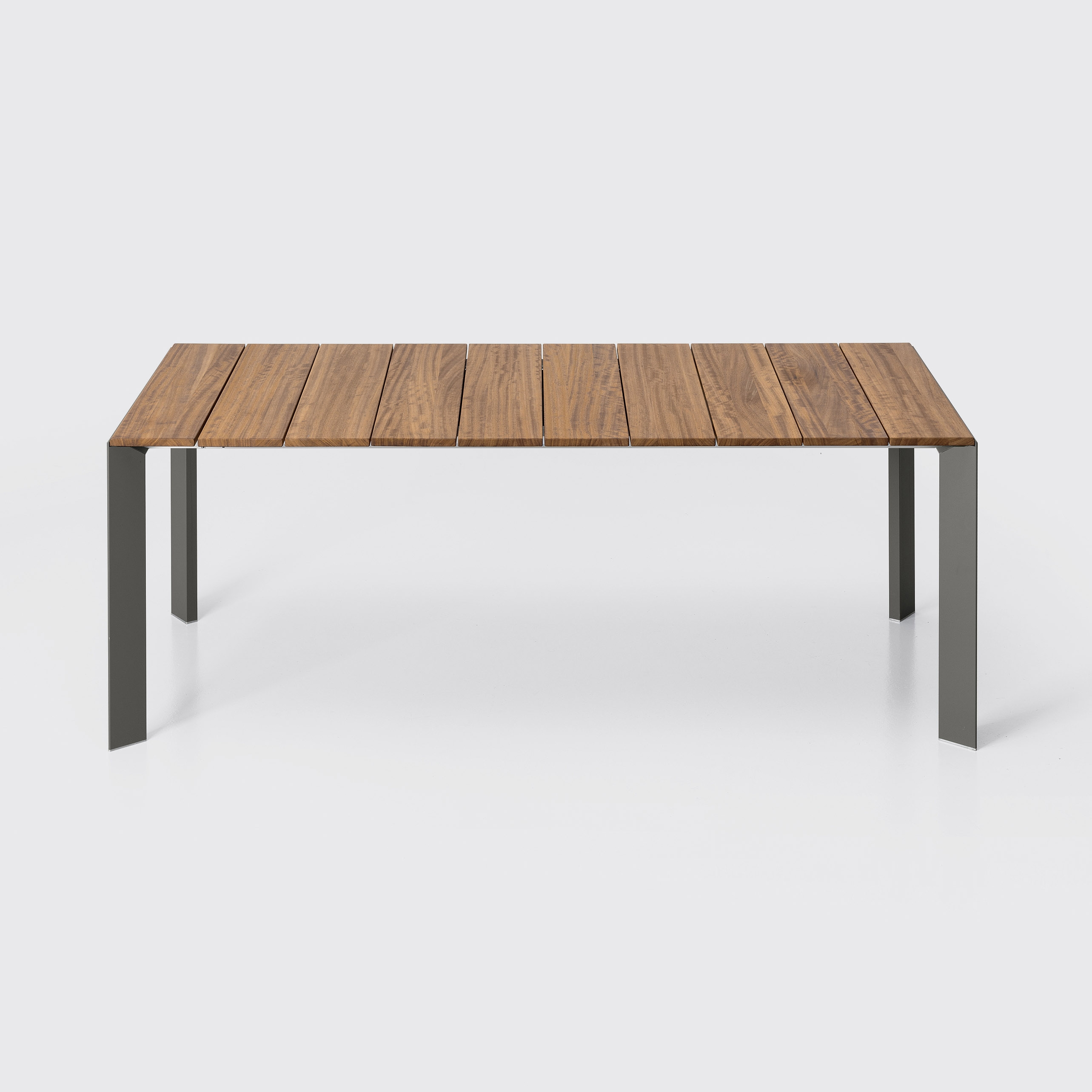 Produkt Nori Slatted des Herstellers Kristalia anzeigen