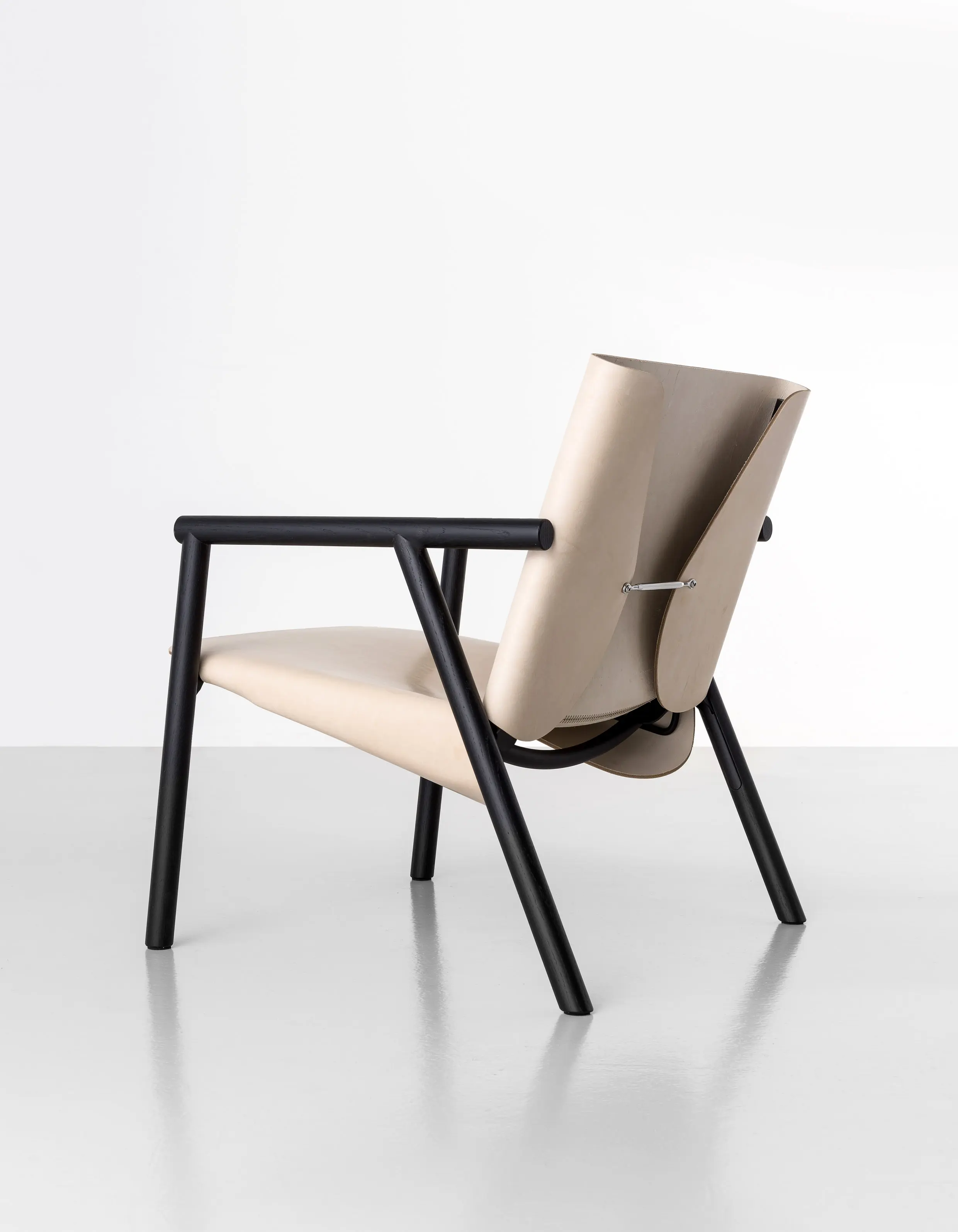 Kristalia - 1085 Edition lounge