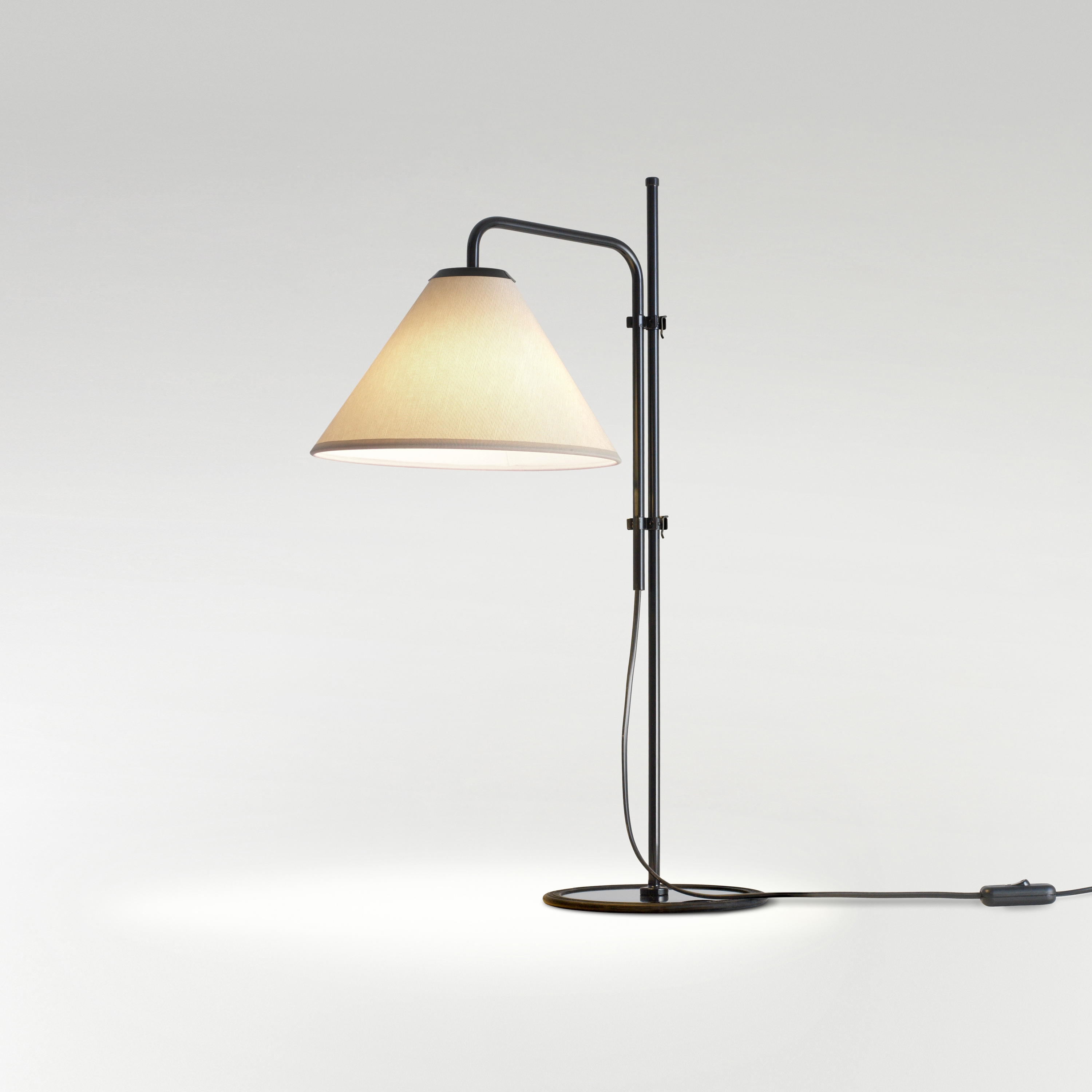 Produkt Funiculí S Fabric Sand des Herstellers Marset anzeigen