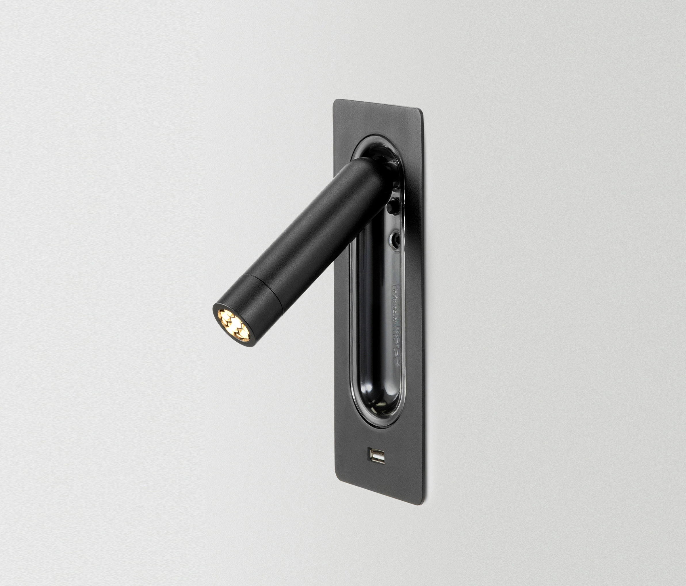 Afficher le produit Ledtube RSC USB Matt black du fabricant Marset
