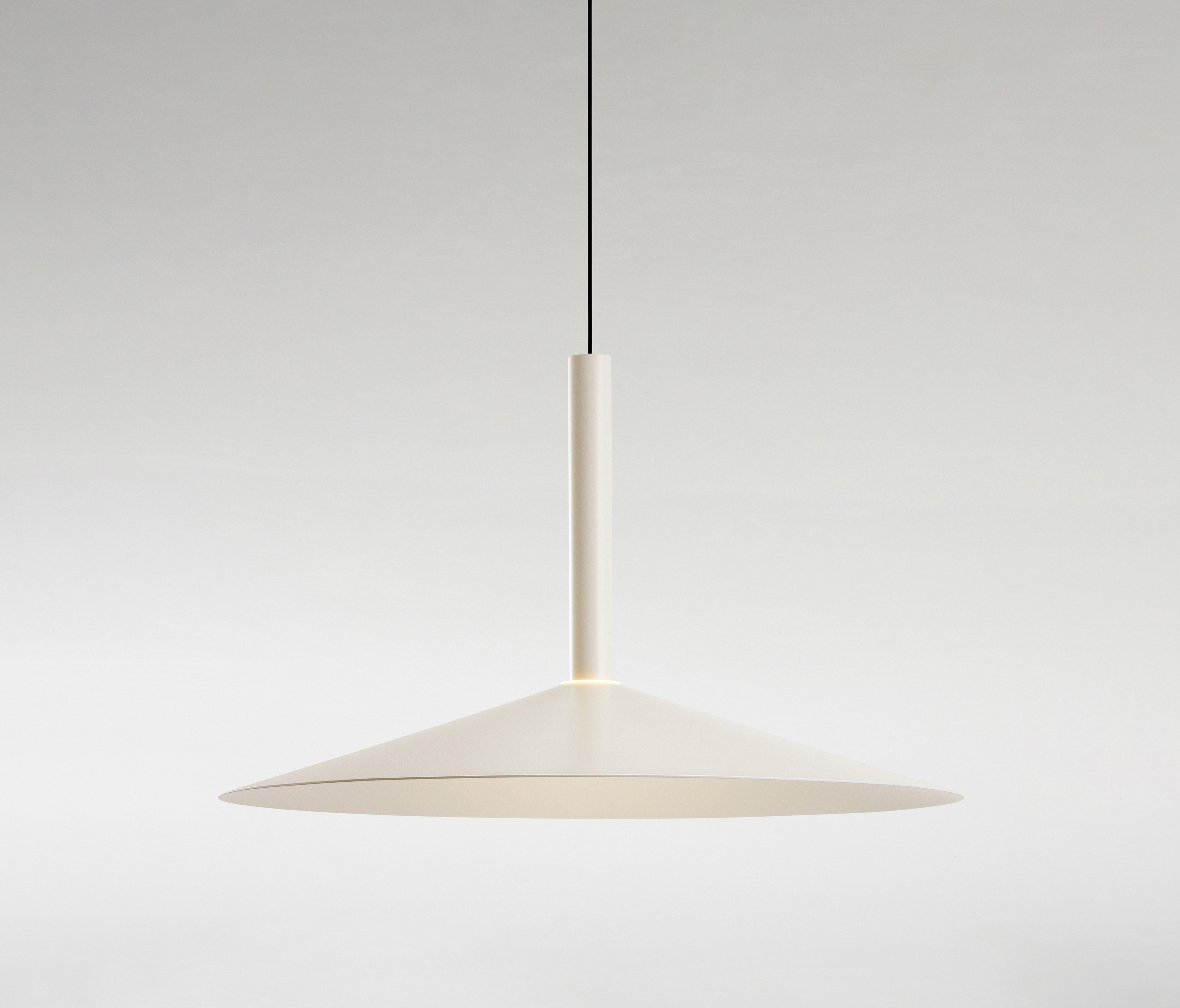 Mostrar el producto Milana 47 Blanco Perla del fabricante Marset