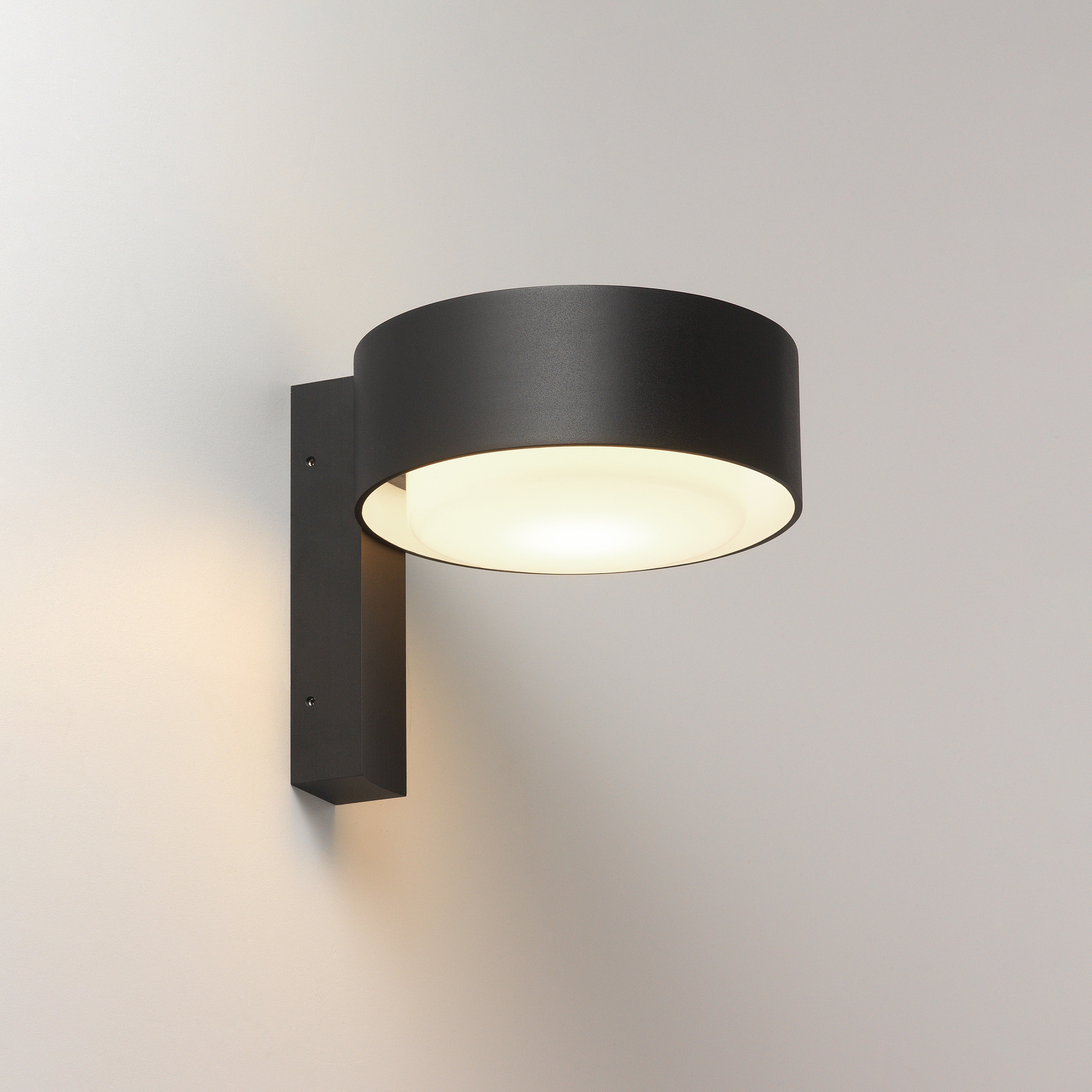 Display product Plaff-on! A IP65 from manufacturer Marset