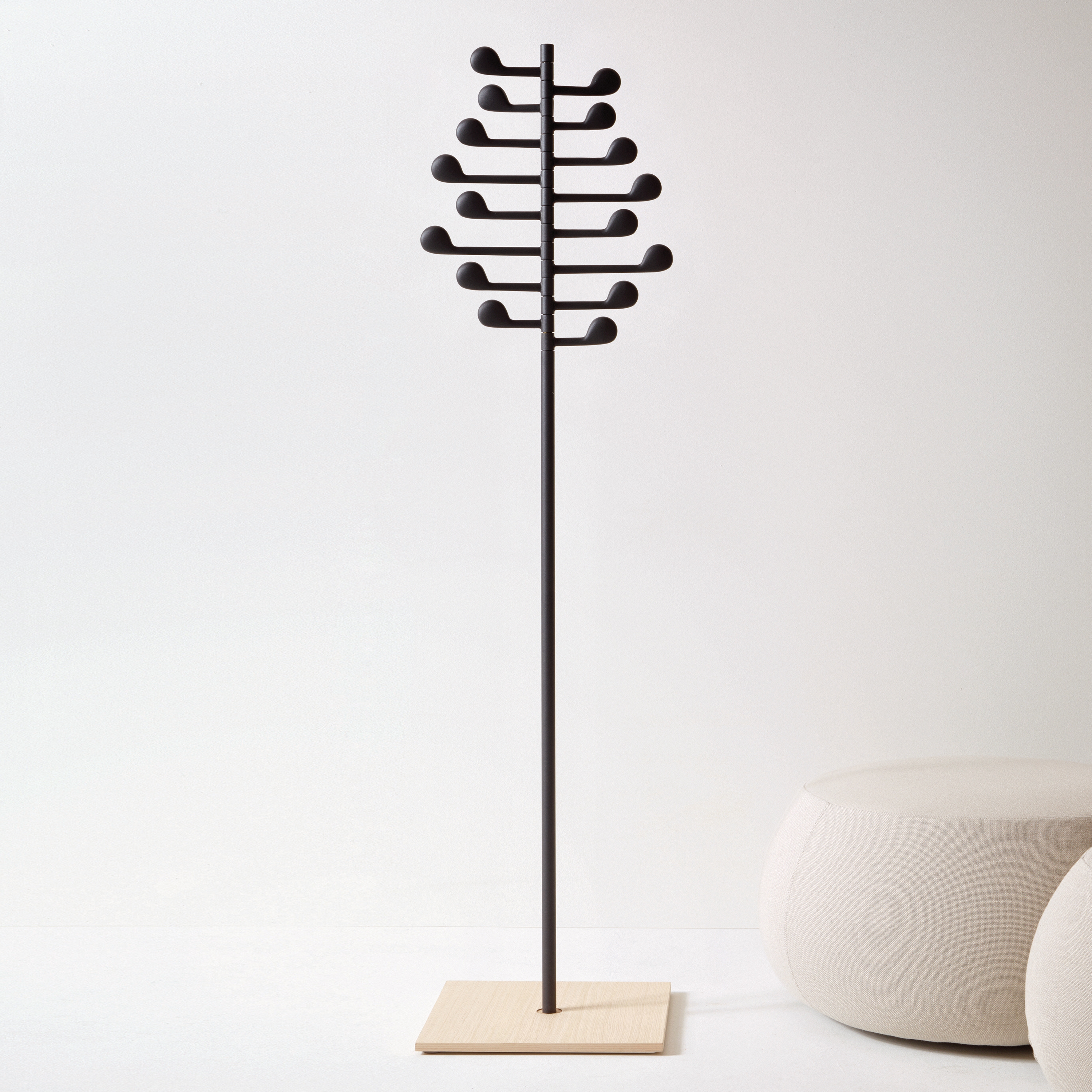 Display product Song from manufacturer Arper
