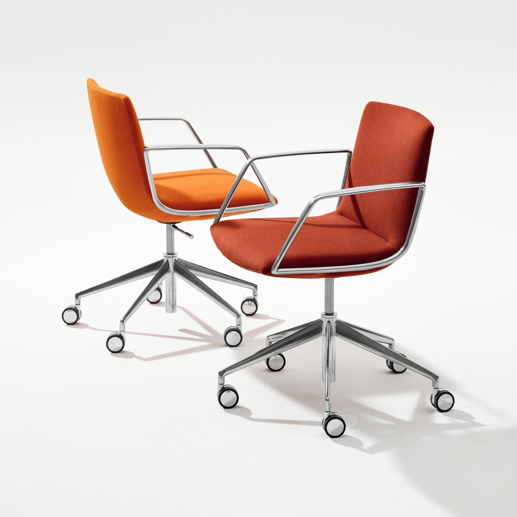 Vertoon produk Catifa Sensit - Executive chair van vervaardiger Arper