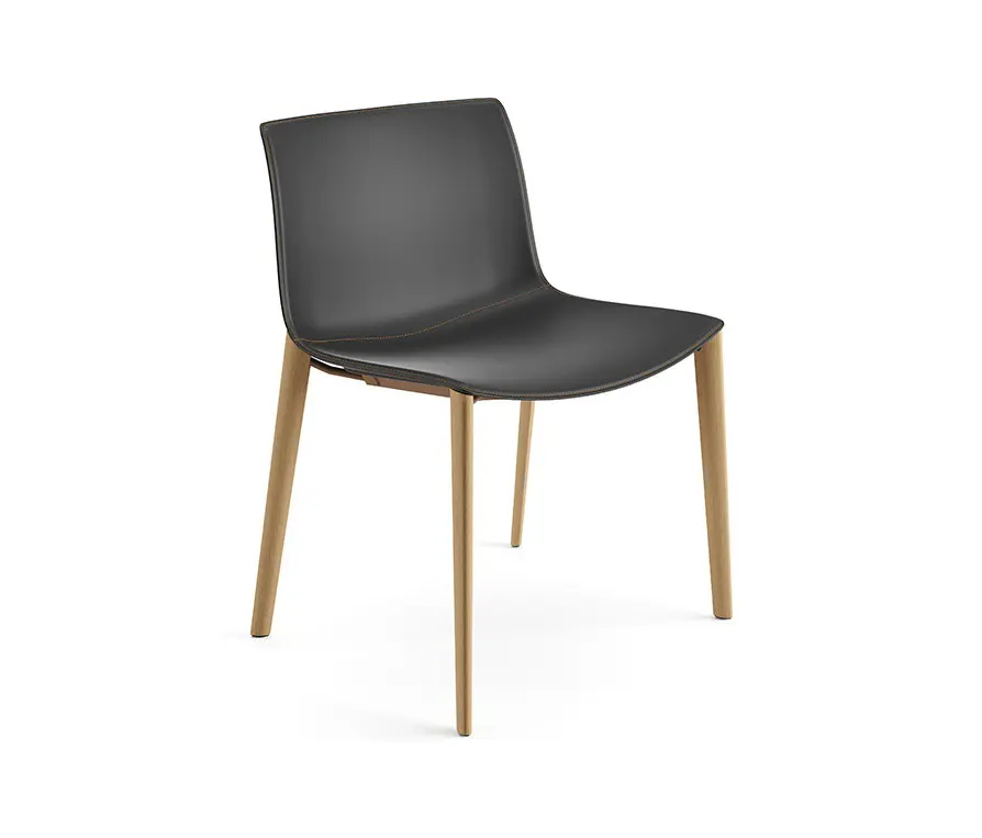 Arper - Catifa (RE) 53 - 4 Gambe Legno