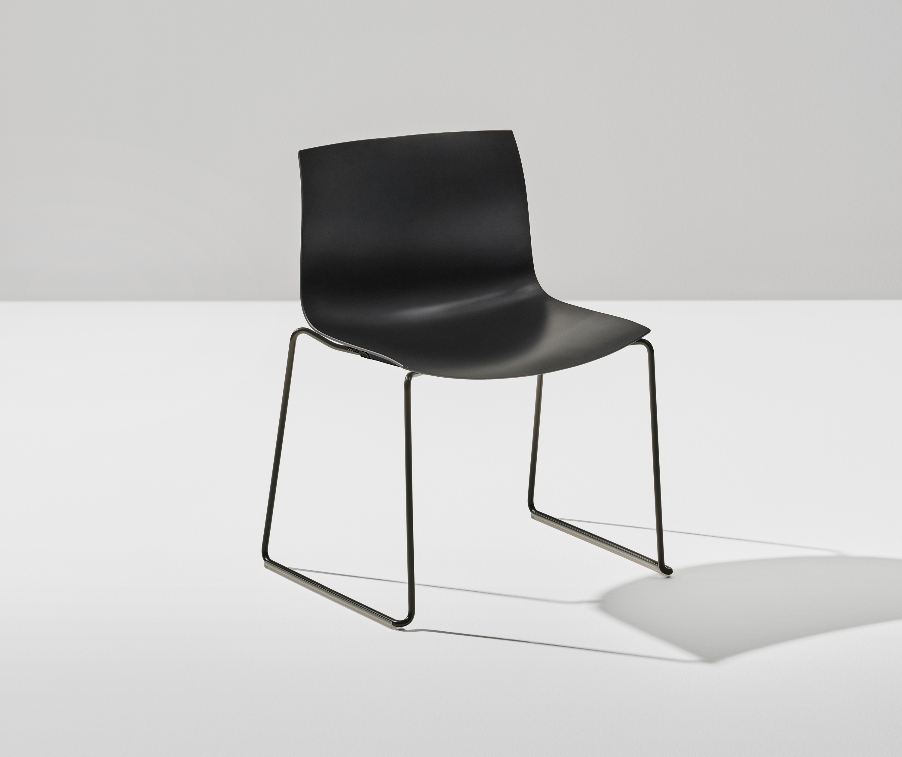 Display product Catifa Carta - Sled from manufacturer Arper