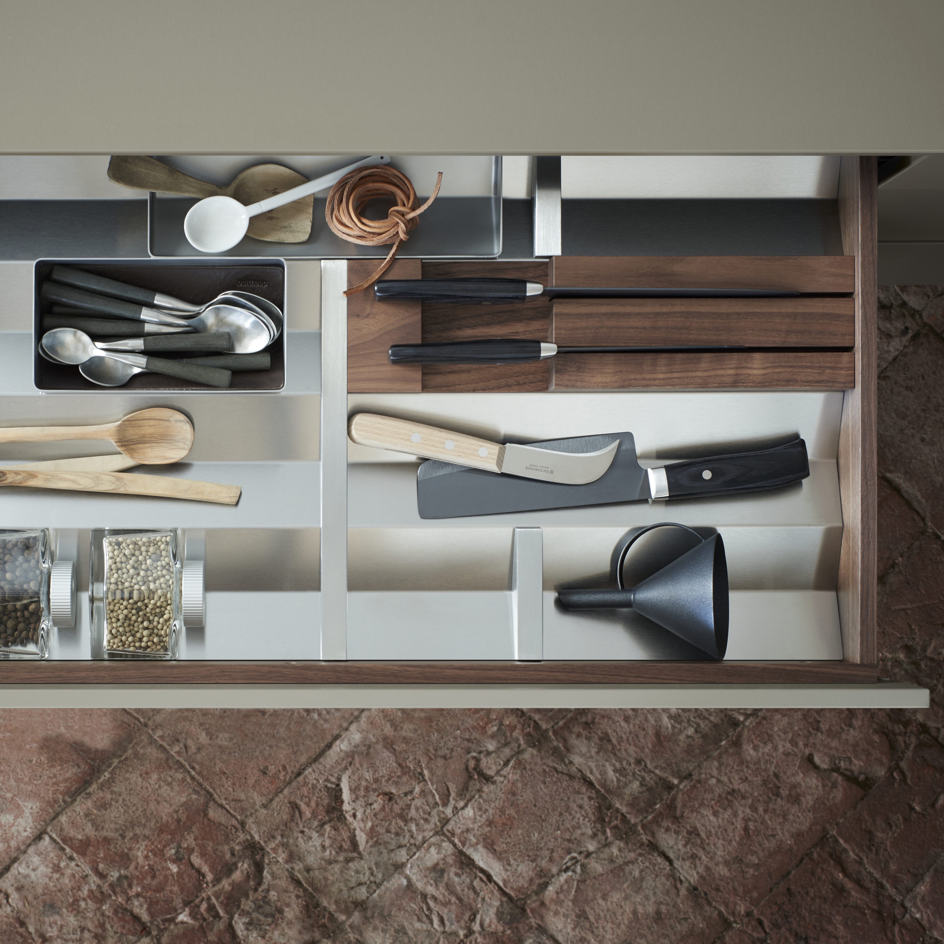 Display product b3 interior system from manufacturer bulthaup